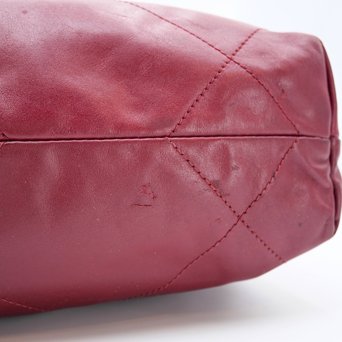 Chanel 22 Calf Burgundy Shoulder Bag