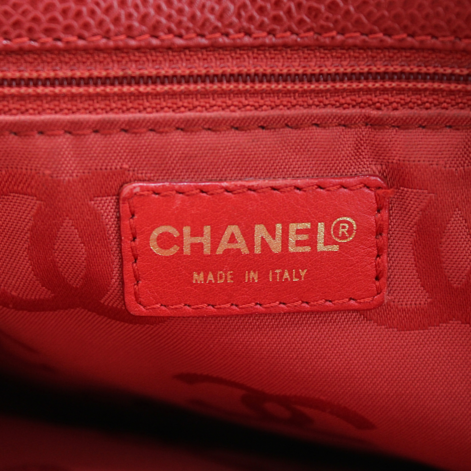 Caviar Red Shoulder Bag