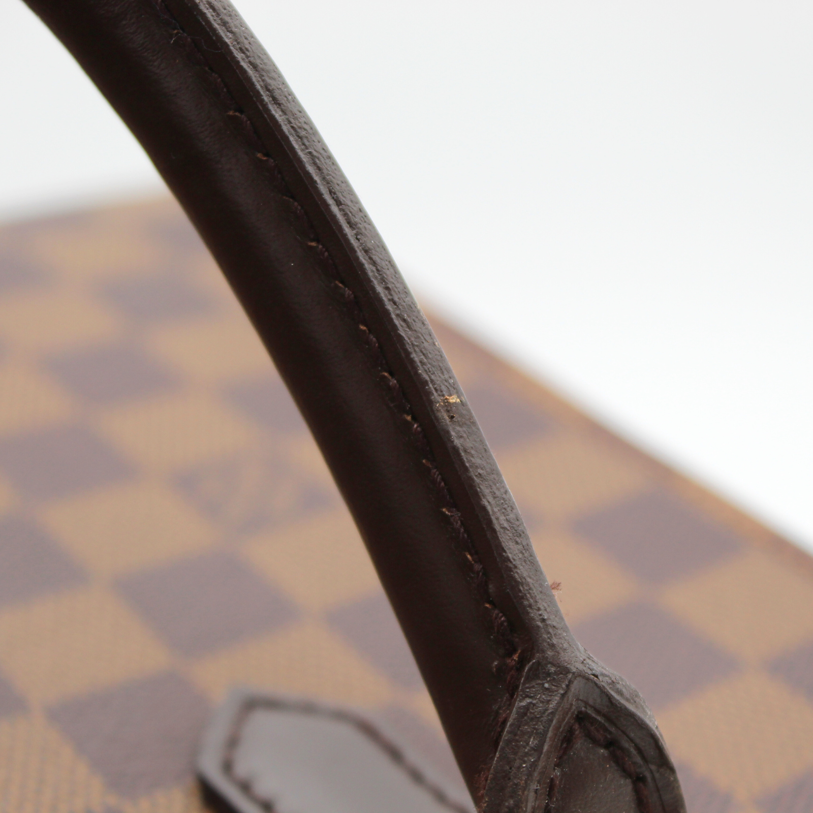 Triana Damier Hand Bag