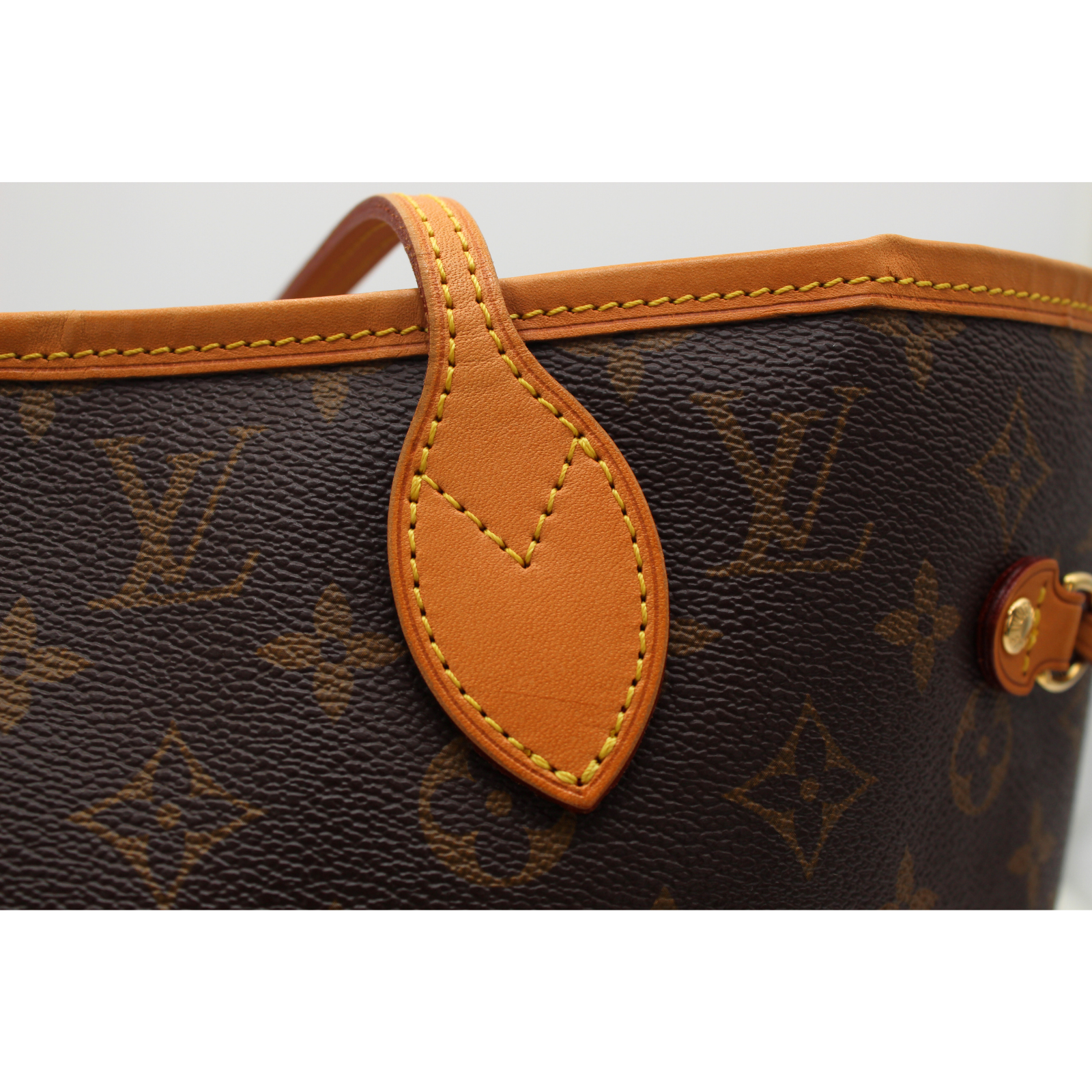 Neverfull MM Tote Bag
