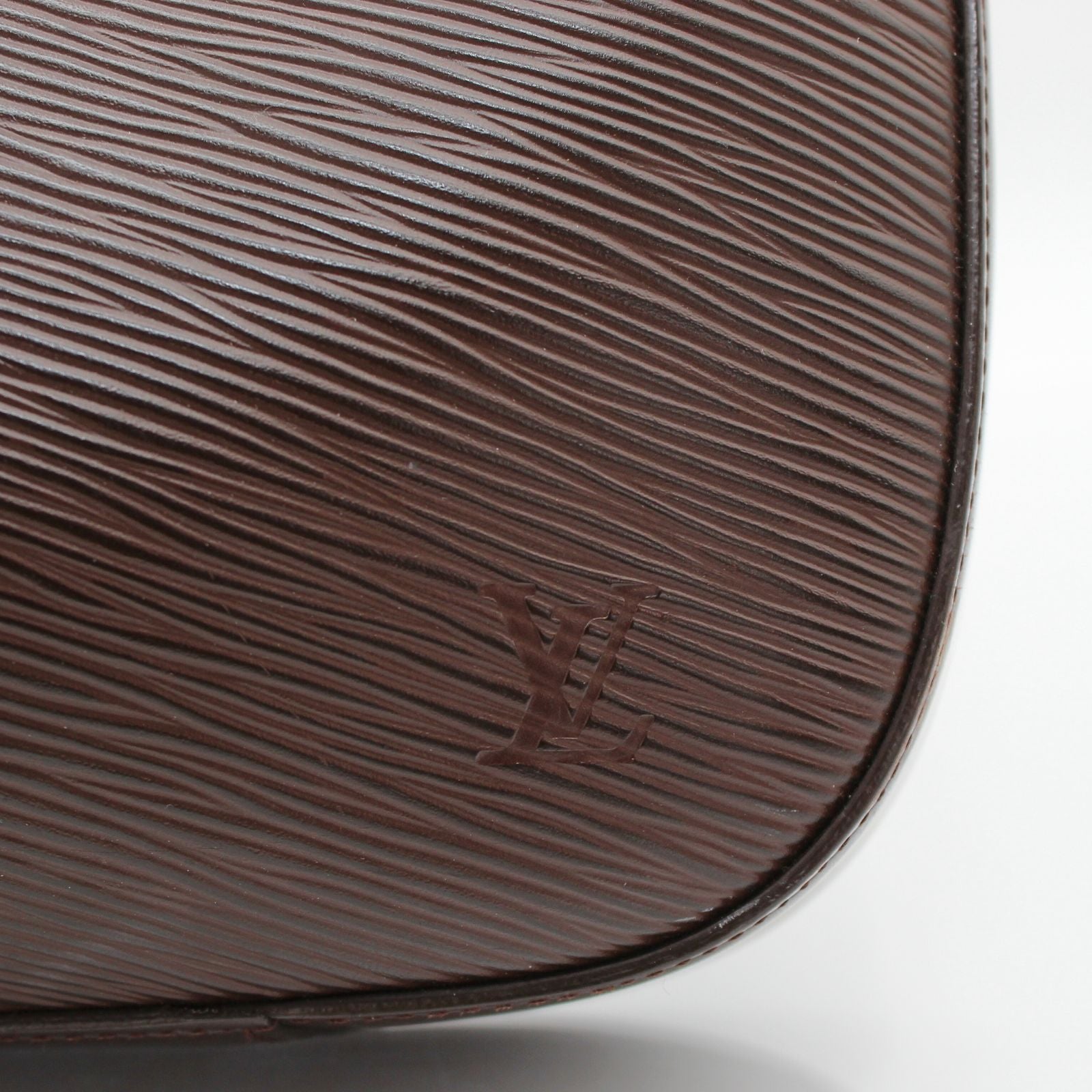Reveri Epi Shoulder Bag