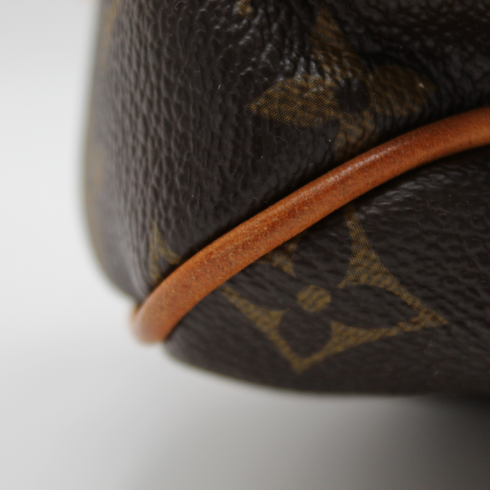 Stresa GM Monogram Shoulder Bag