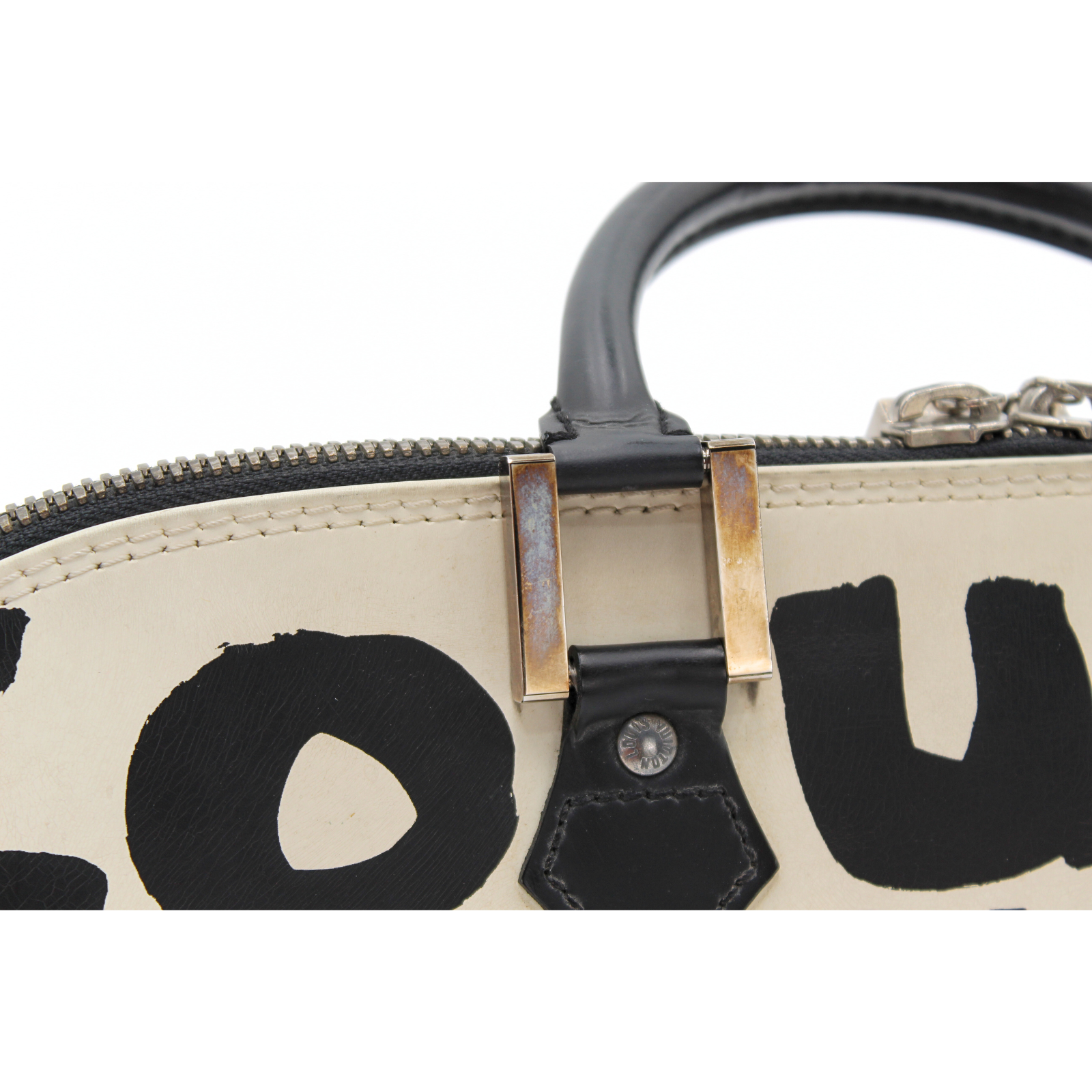 Alma Horizontal Graffiti Handbag