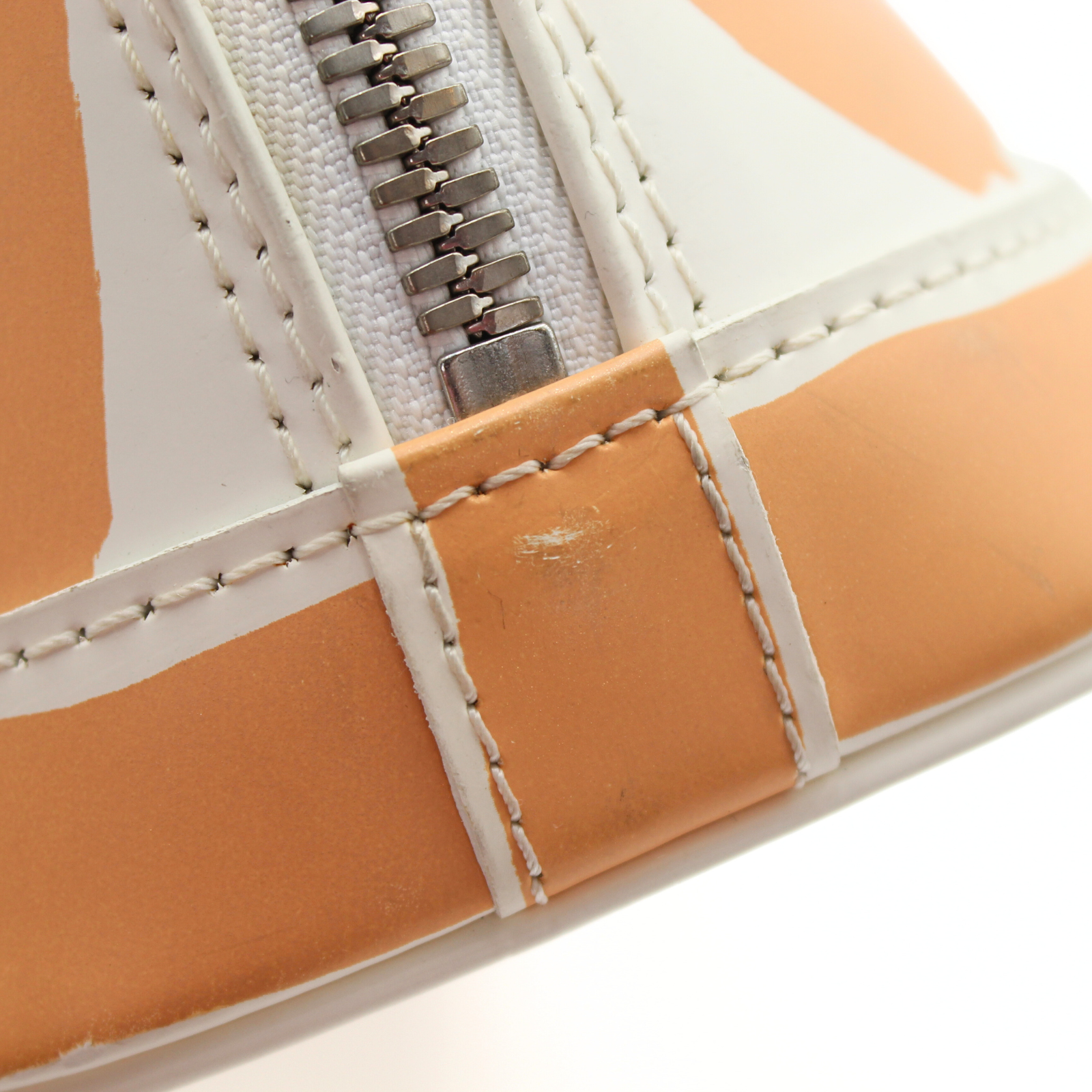 Alma Horizontal Graffiti Handbag