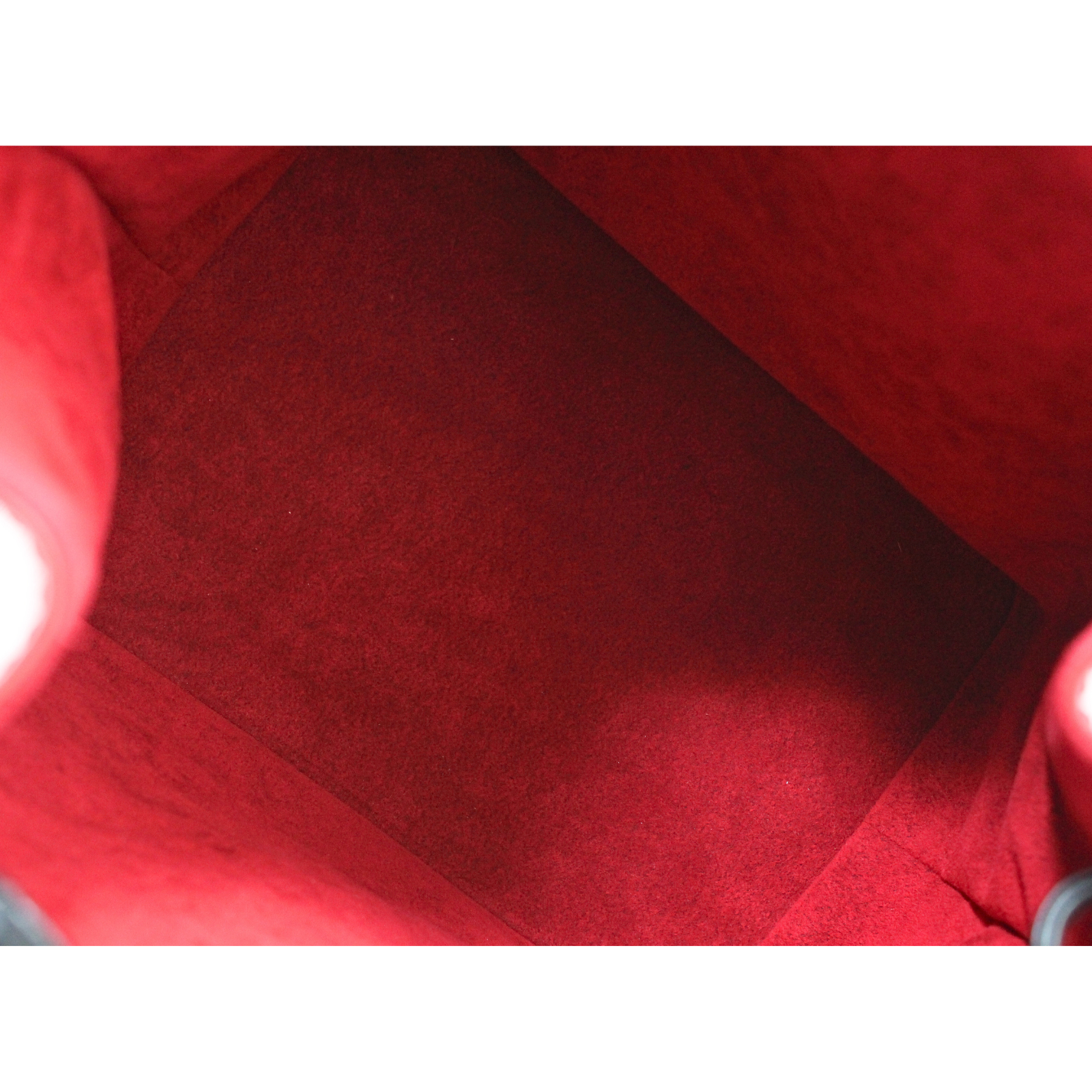 Petit Noe Epi Shoulder Bag