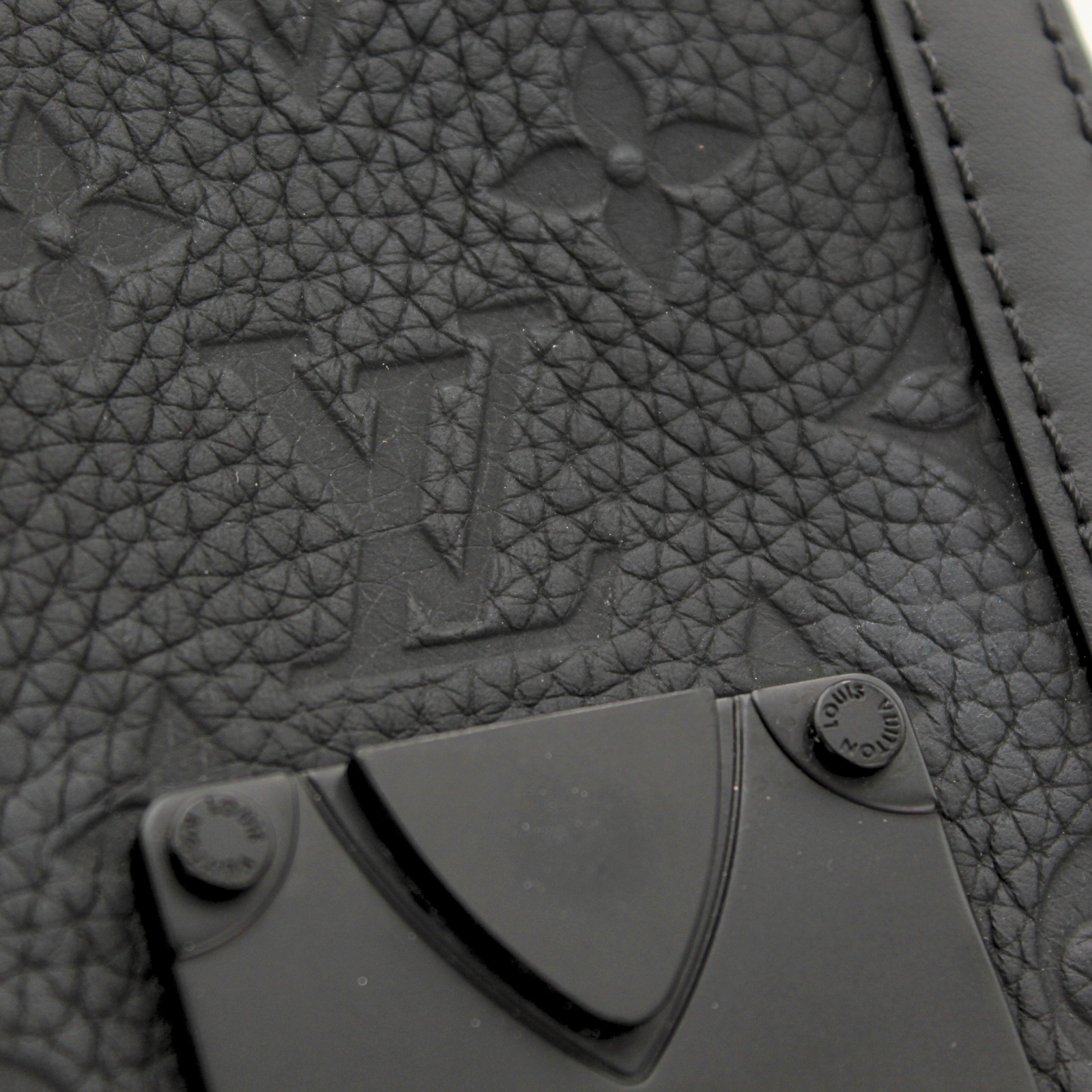 Vertical Trunk Wearable Taurillon Monogram Crossbody Bag