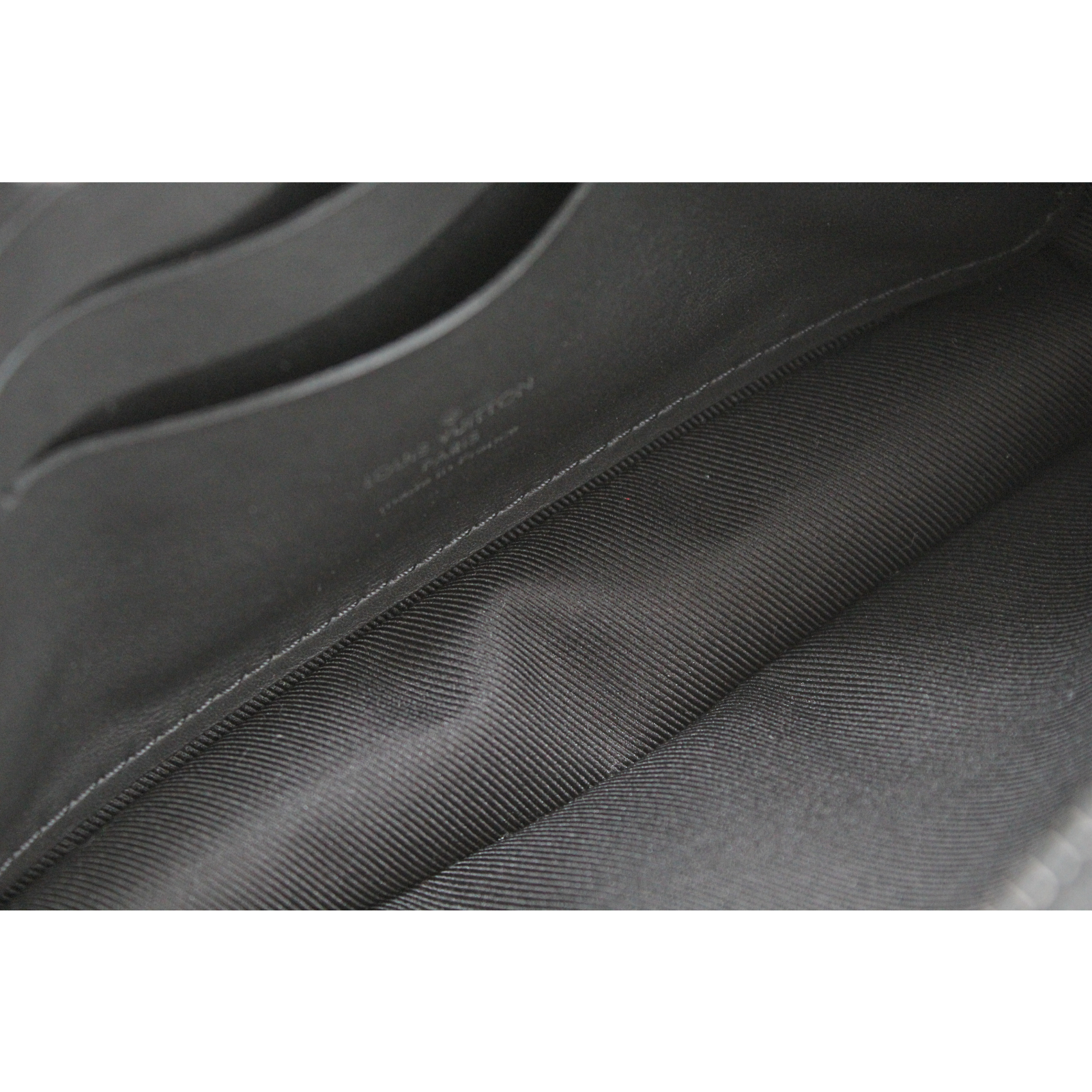 Pochette Volga Taurillon Monogram Clutch Bag