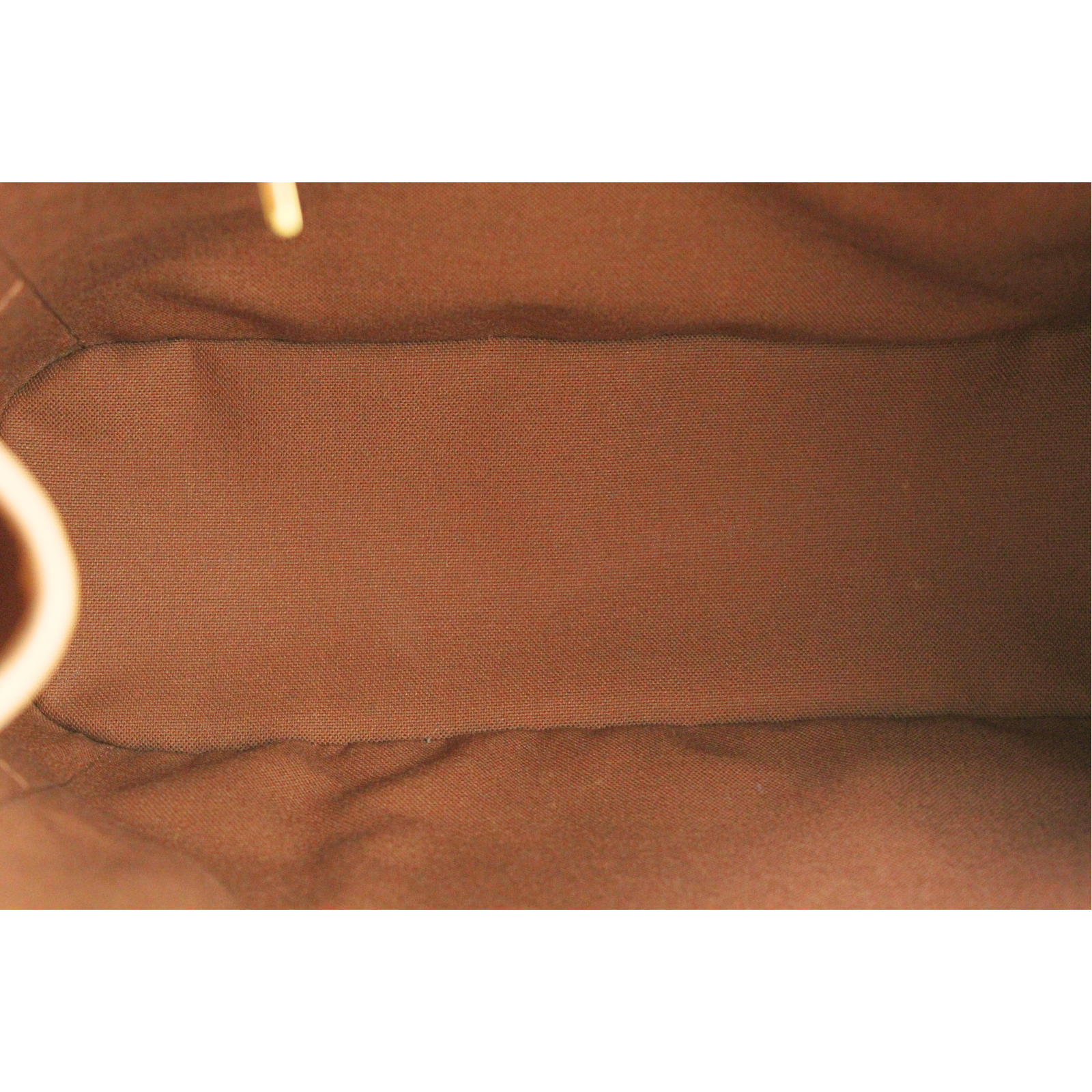 Vavin GM Monogram Shoulder bag