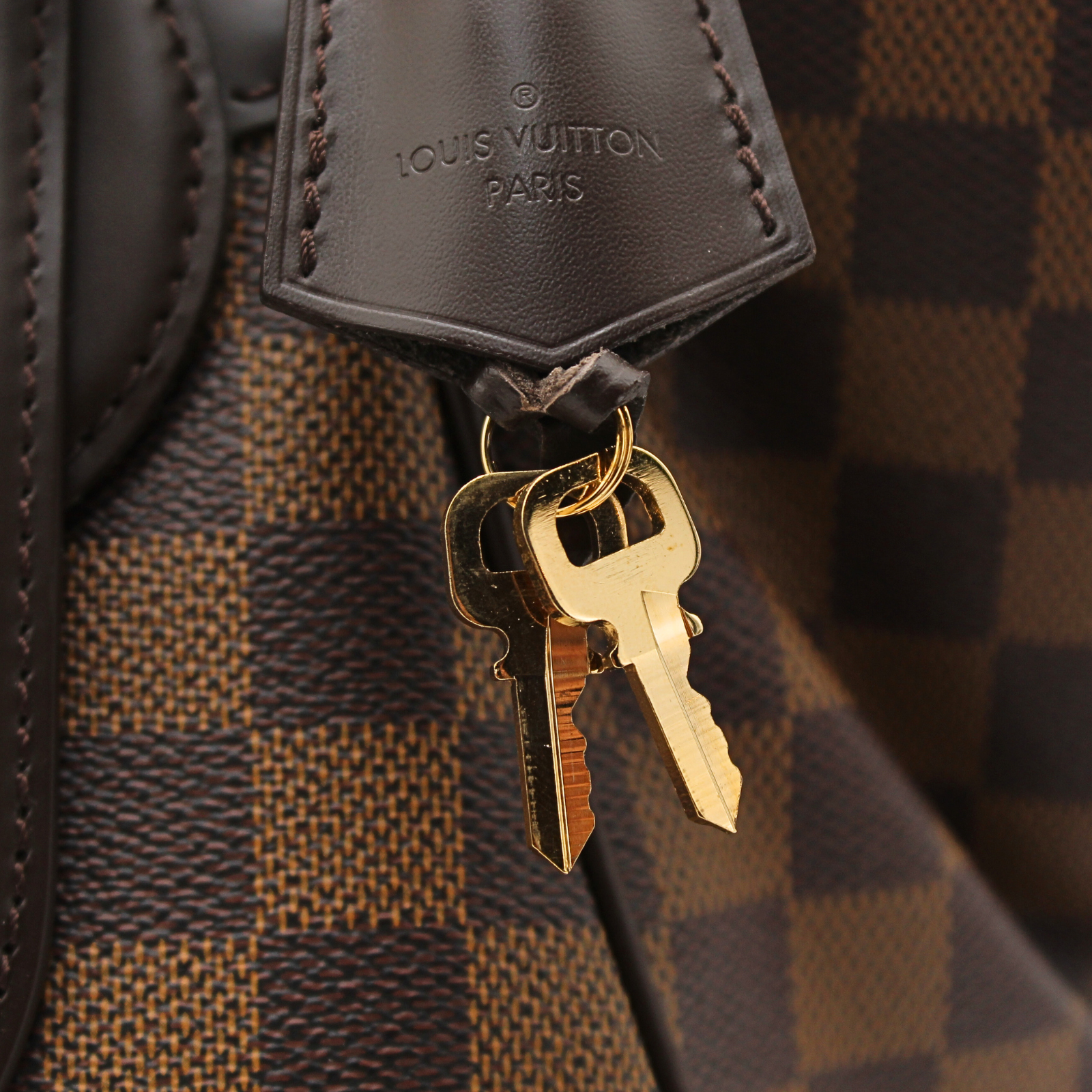Verona MM Damier Shoulder Bag