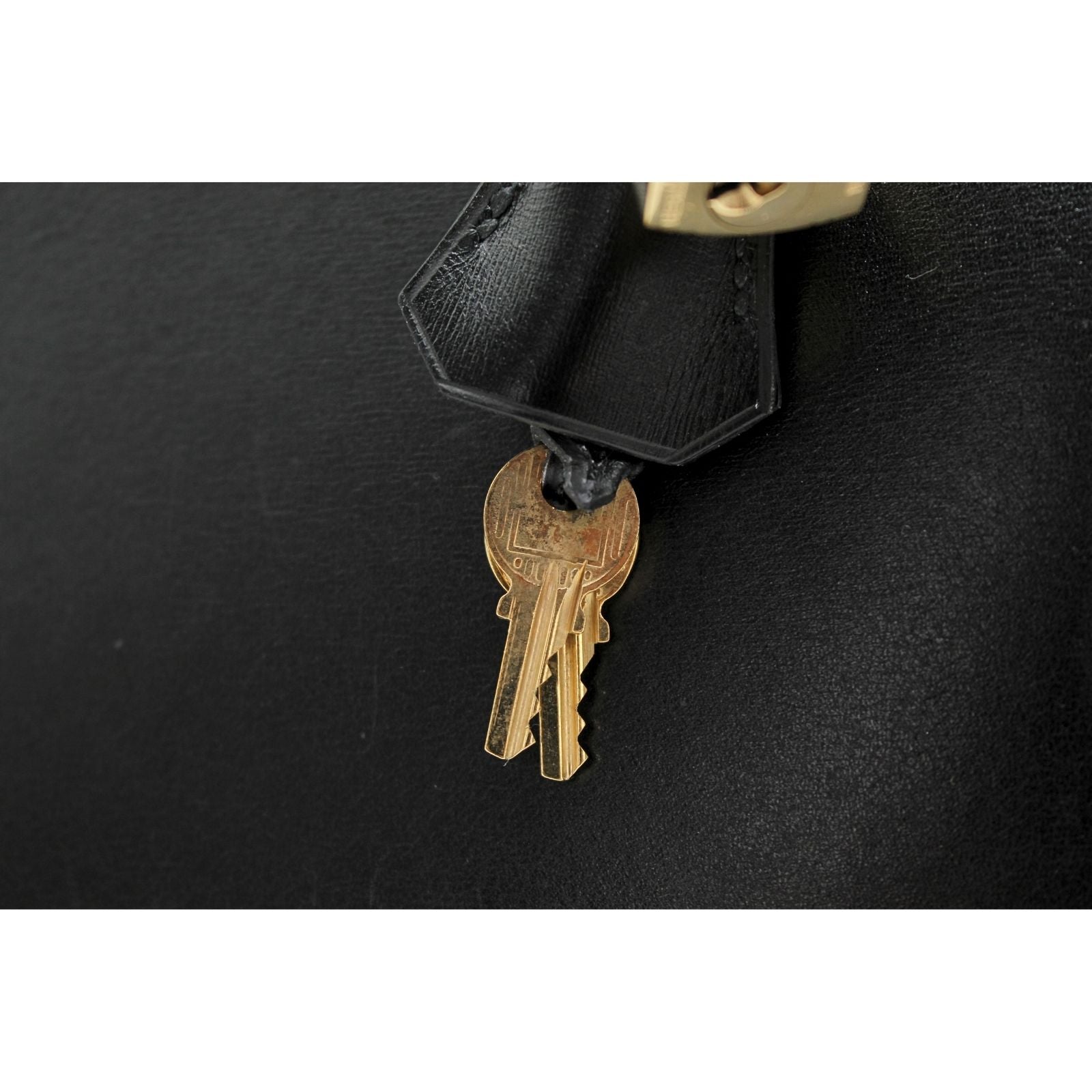 Kelly 32 Box calf Black