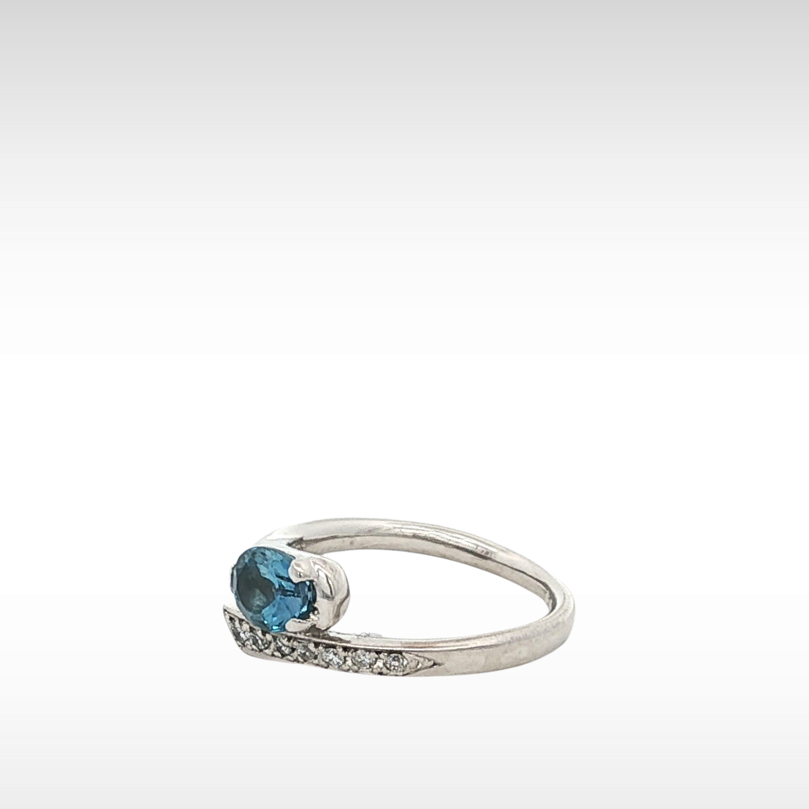 Aquamarine Diamond White Gold Ring 6