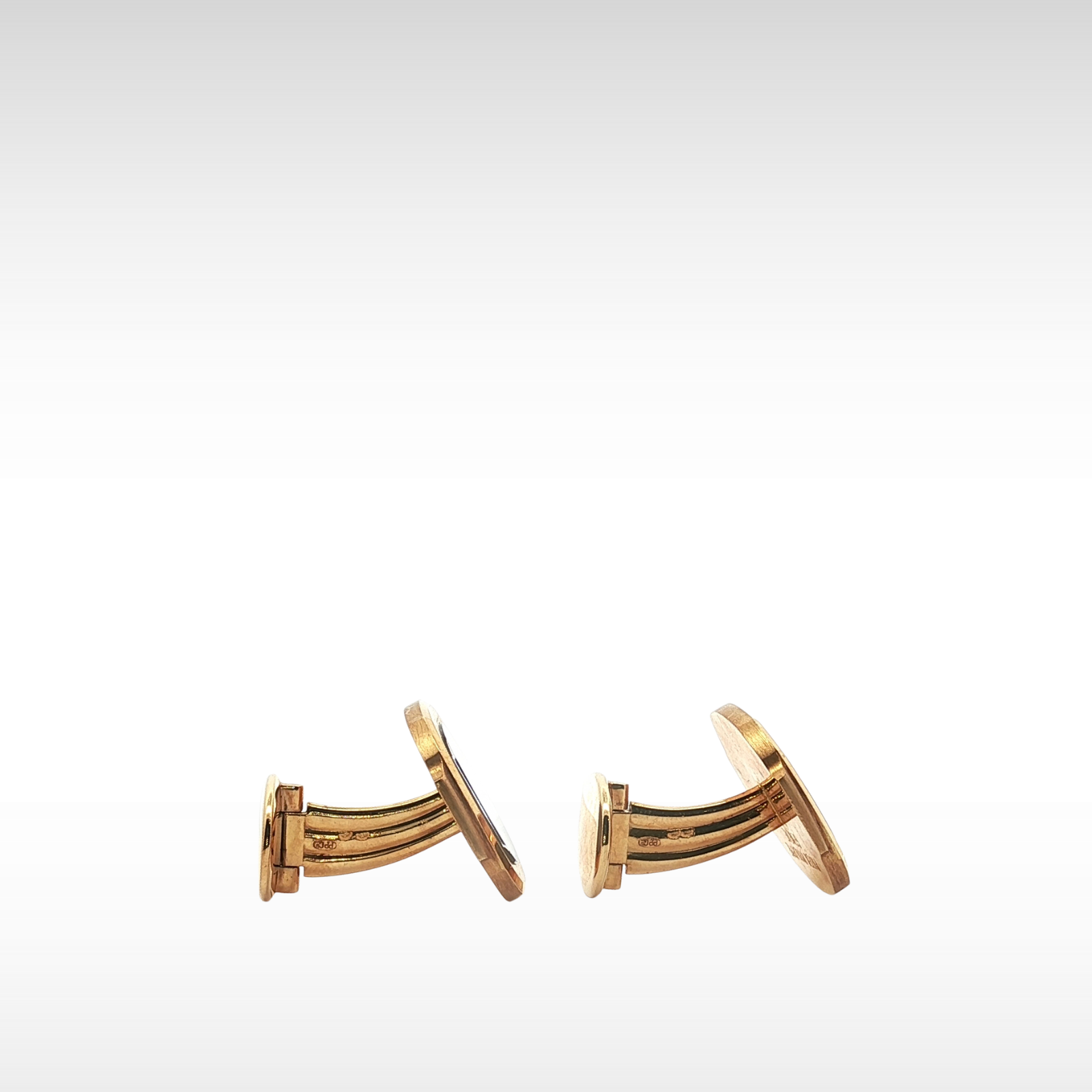 Nautilas Jumbo Cufflinks 9037 Yellow Gold