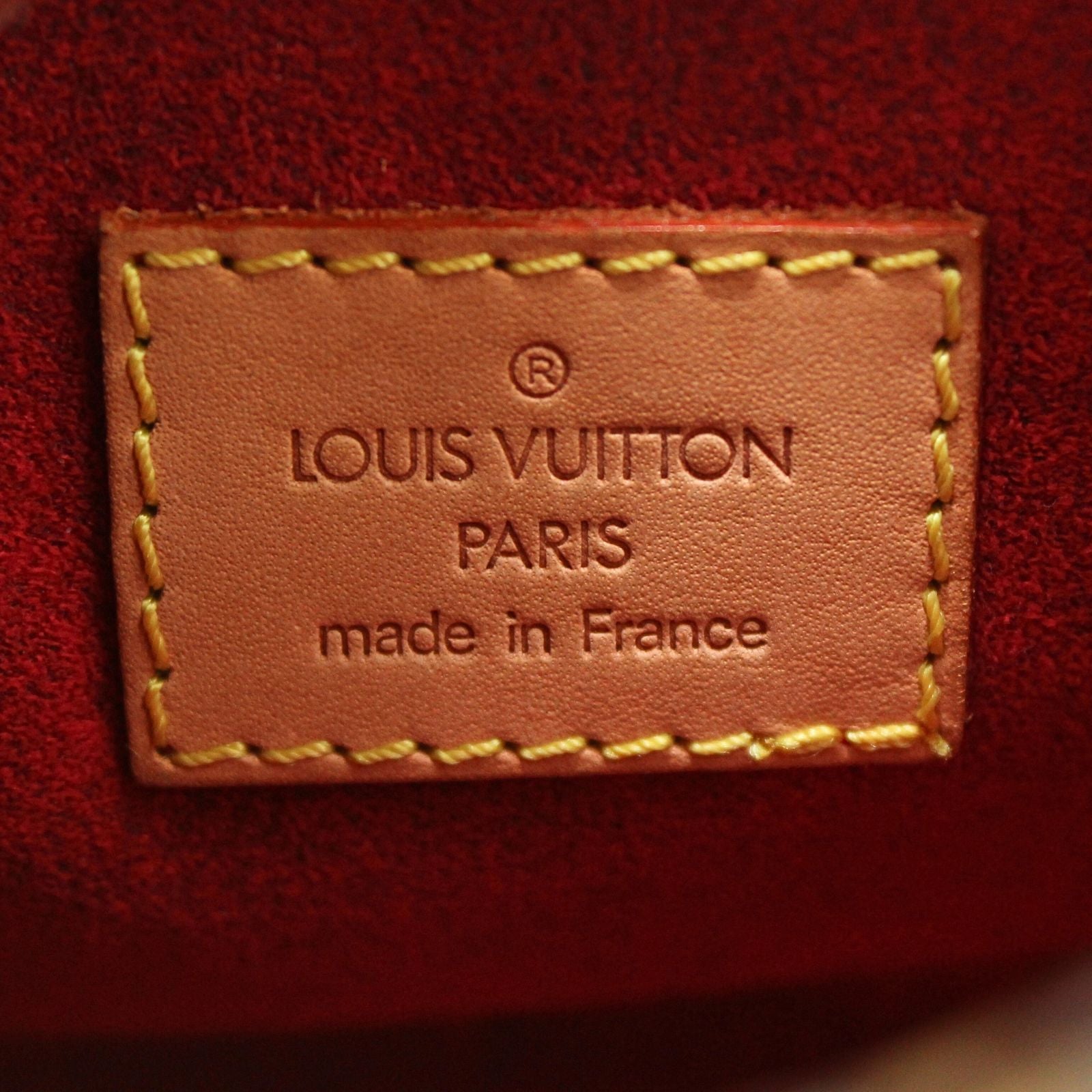 Pochette Croissant Monogram Shoulder Bag