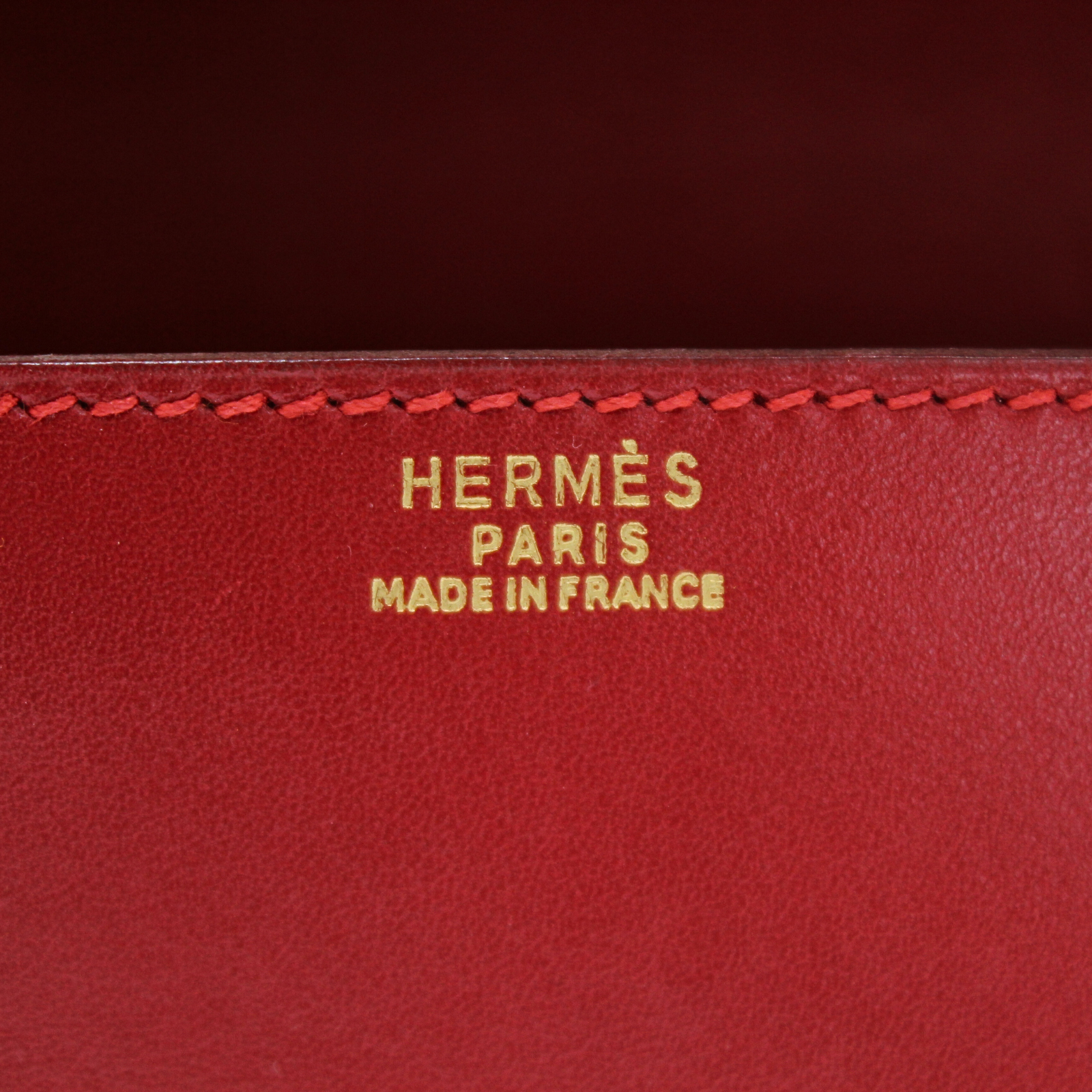 Doggy Medor Box Calf Rouge Vif Shoulder Bag