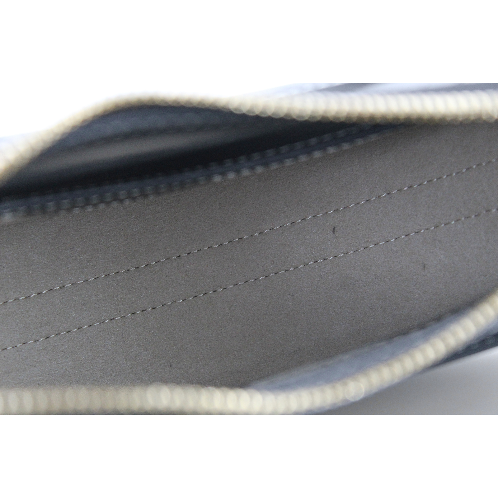 Numero Dix Calf Black Shoulder Bag