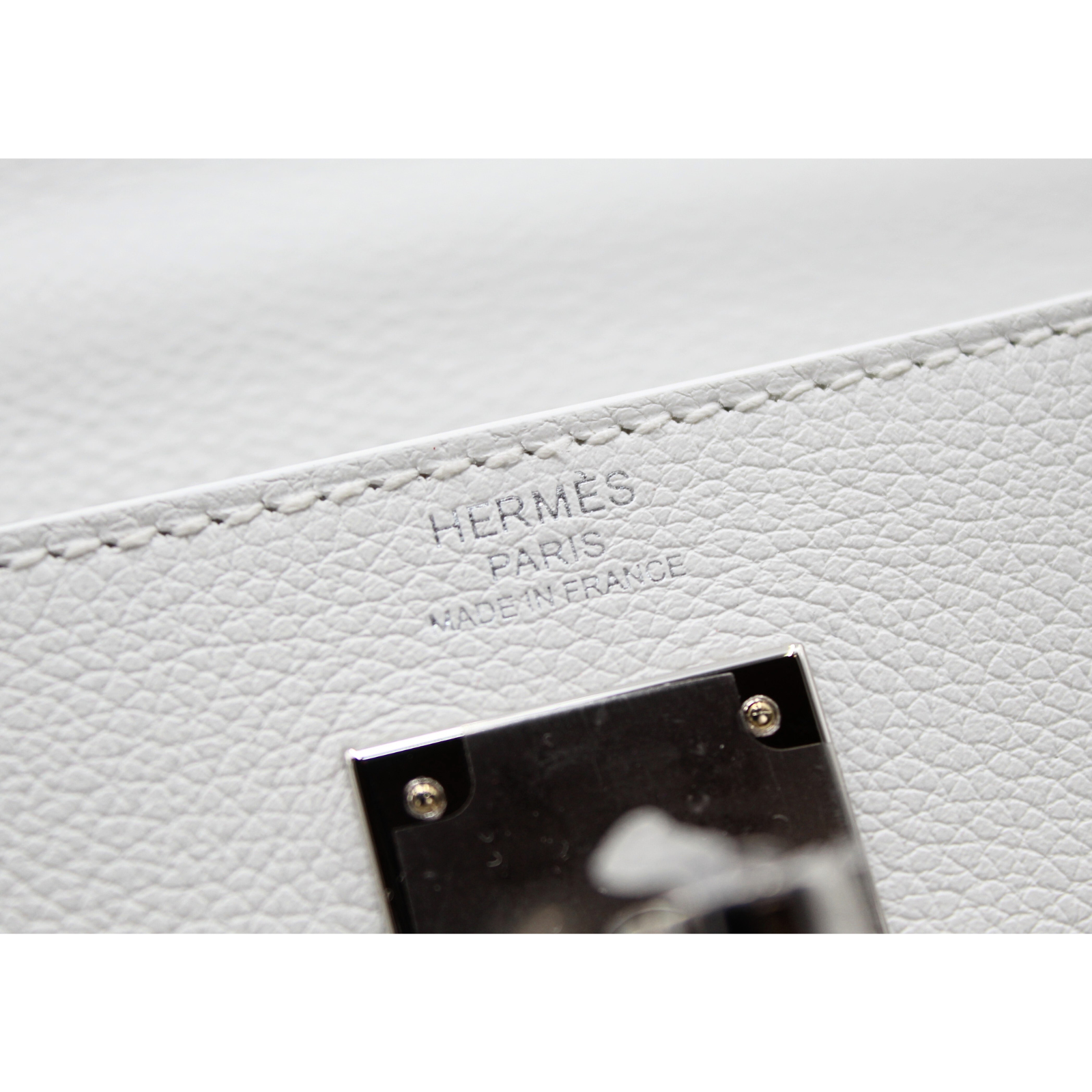 Kelly 28 Evercolor White