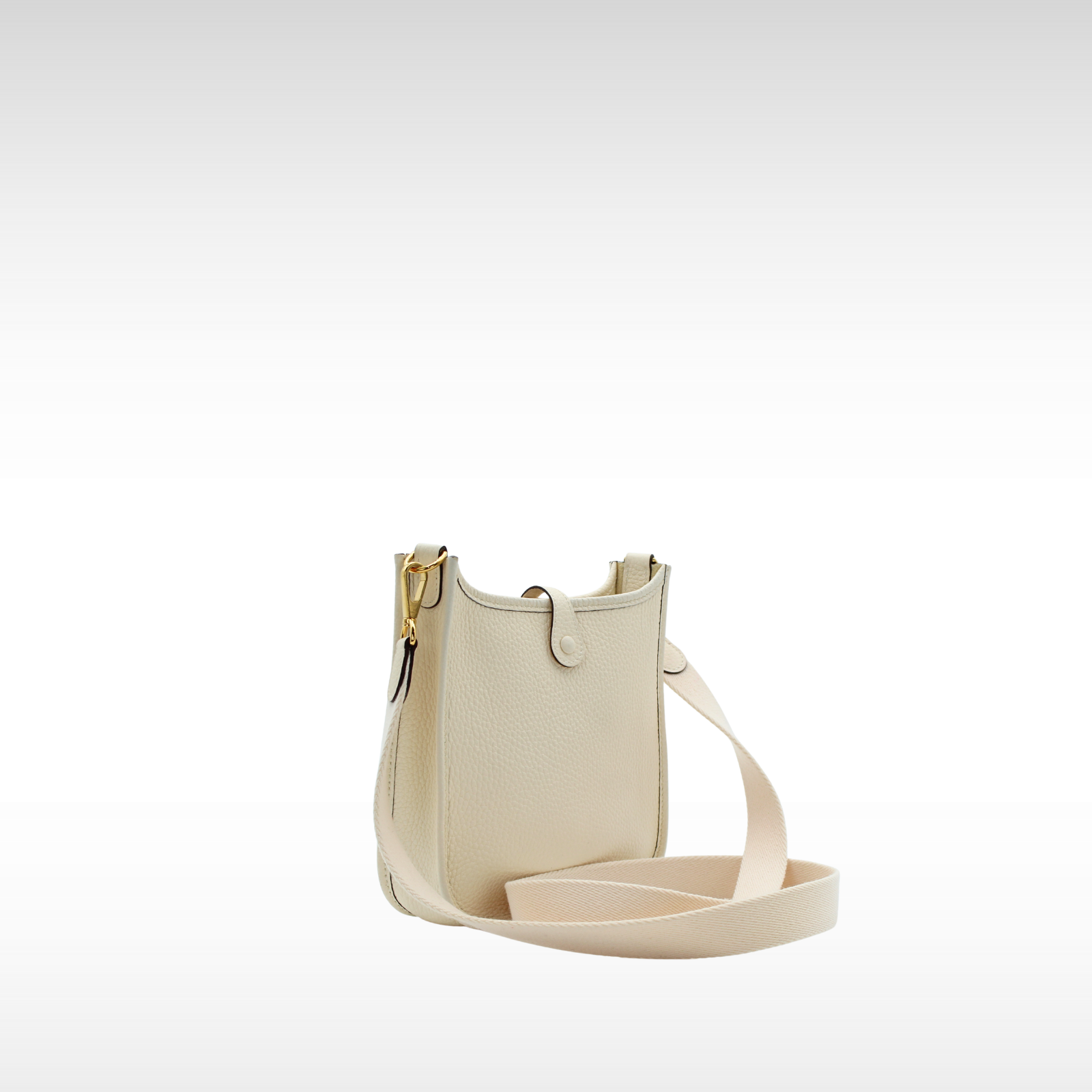 Evelyne Amazone 16 Taurillon Clemence Nata Crossbody Bag