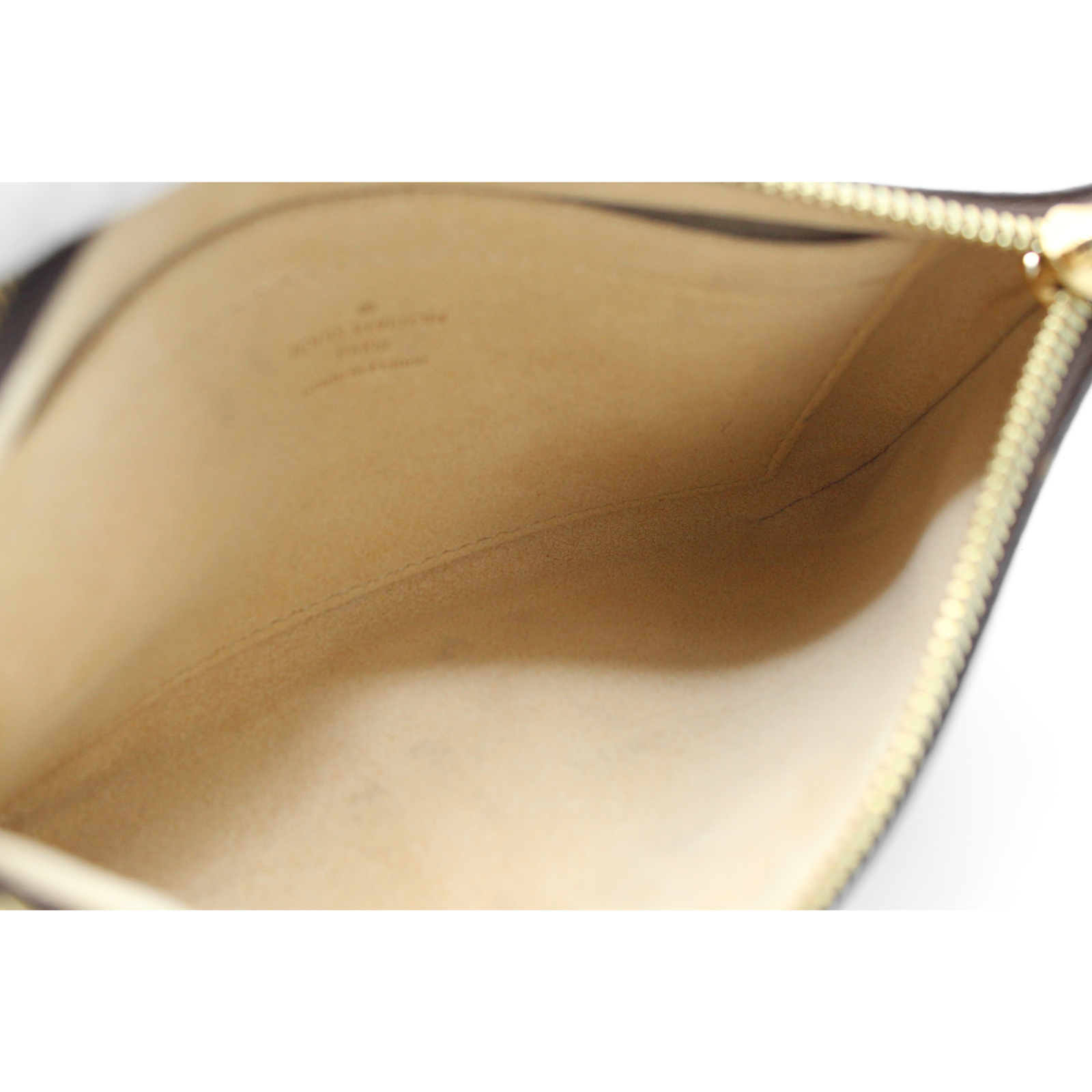 Pochette Milla MM Monogram Pouch