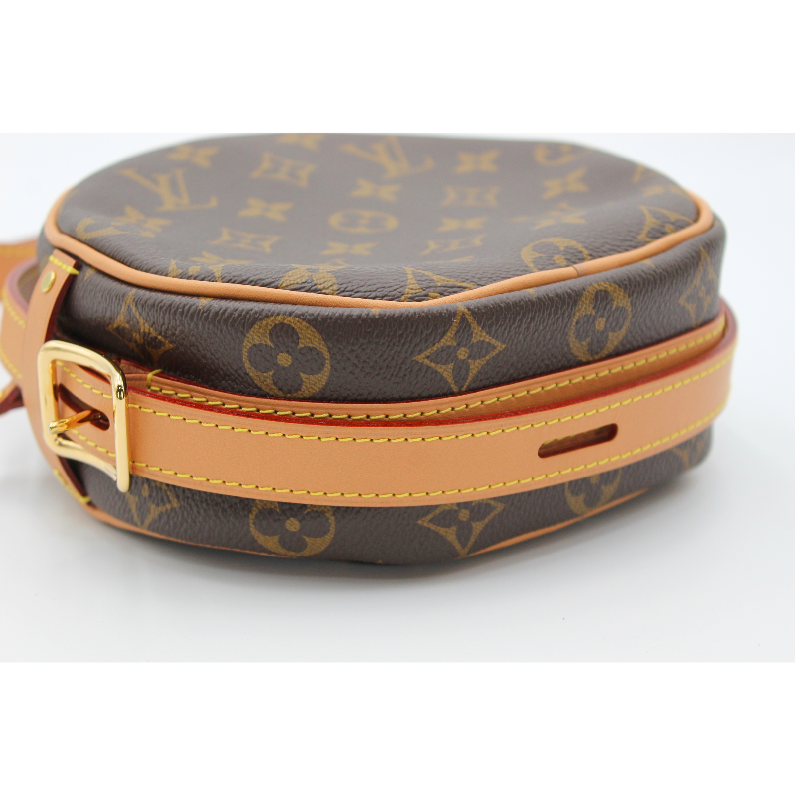 Boite Chapeau PM Monogram Shoulder Bag