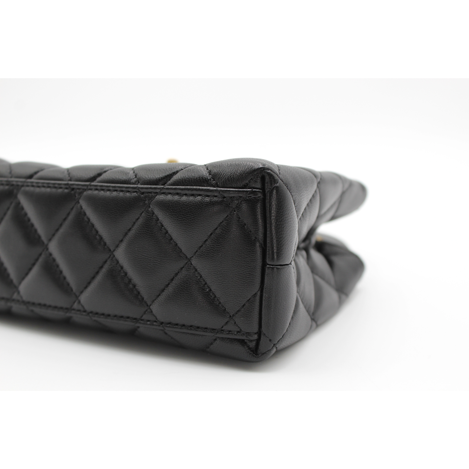 Shopping Bag Mini Lamb Black Handbag