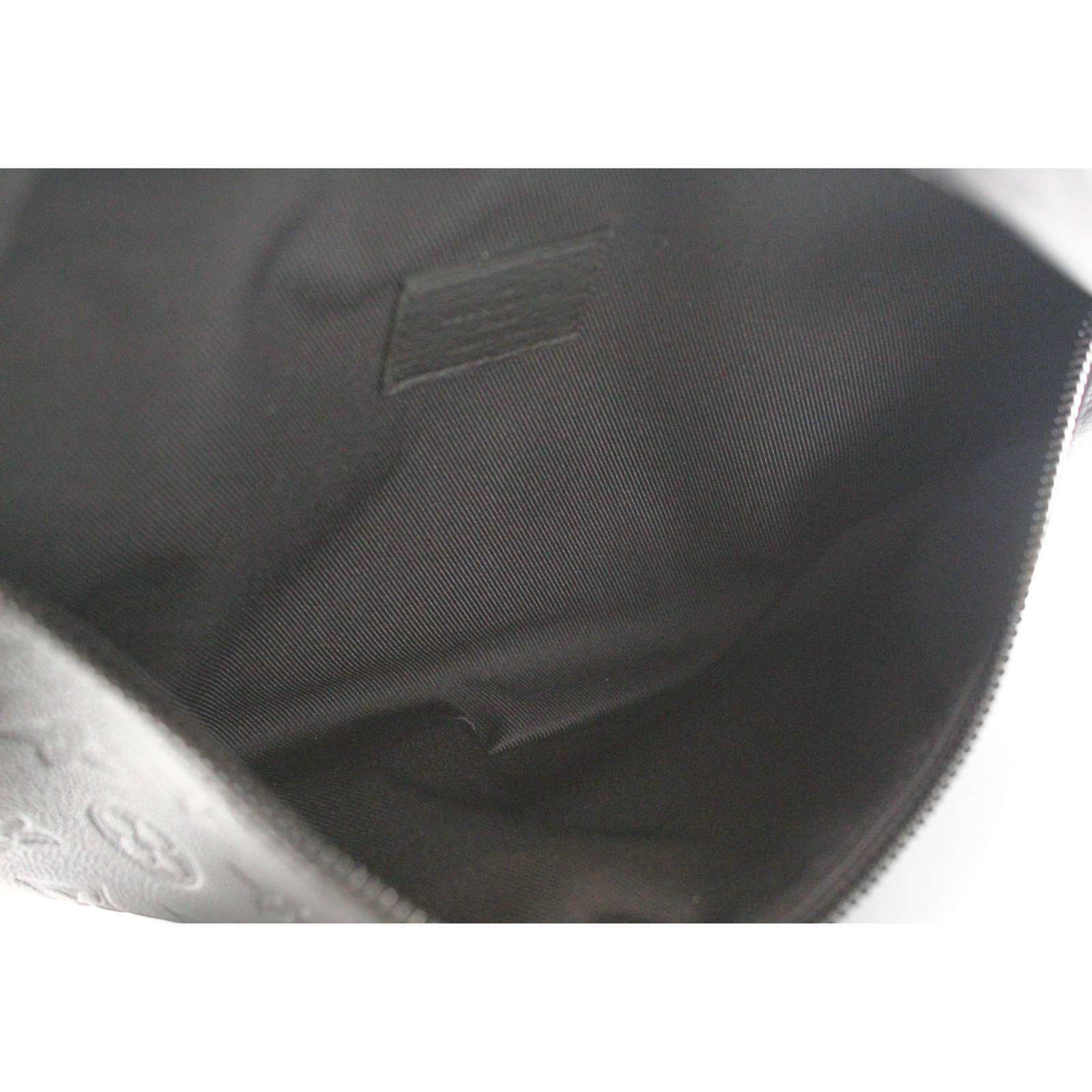 Discovery Bum Bag PM Monogram Shadow Belt Bag