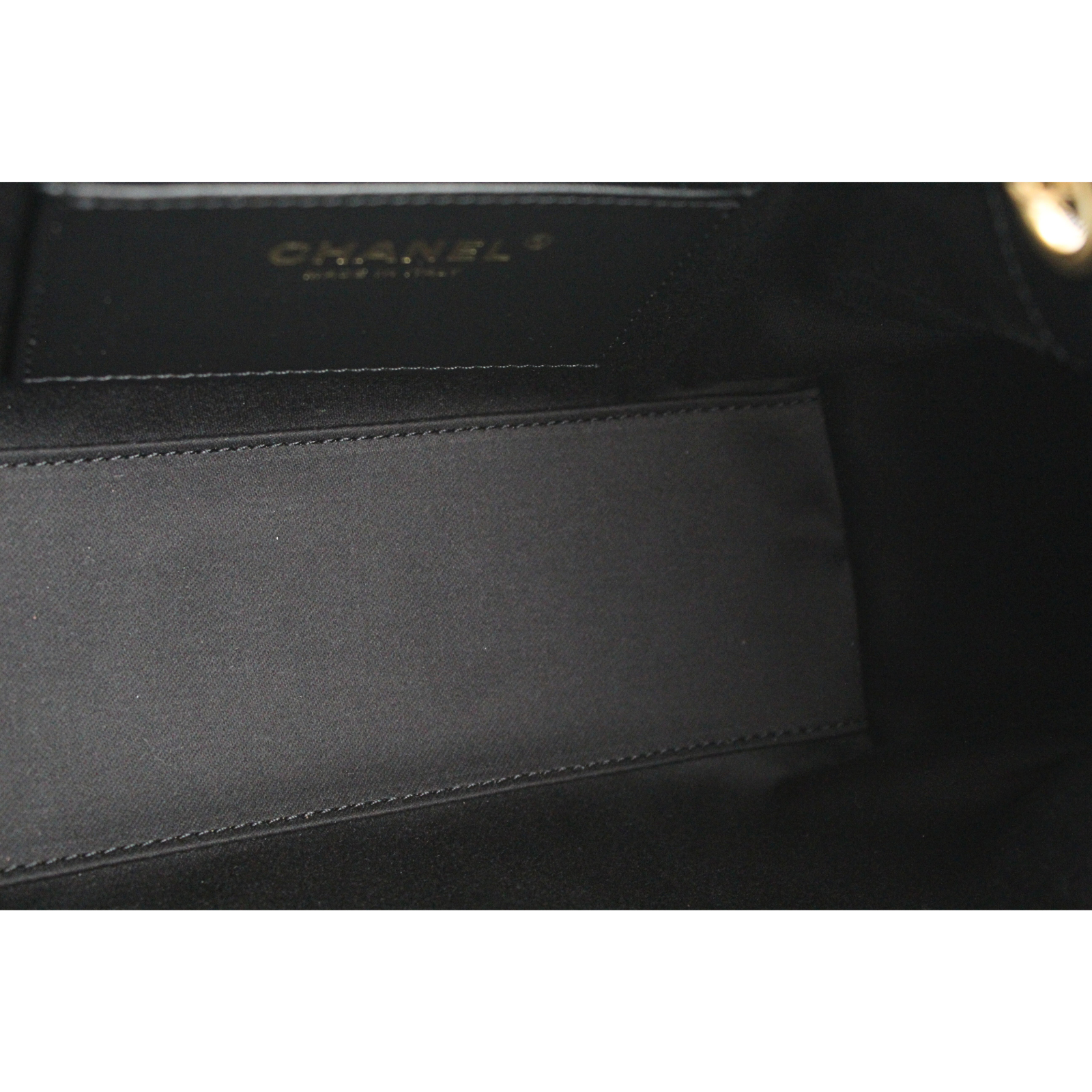 Chanel 25 Mini Caviar Black Shoulder Bag