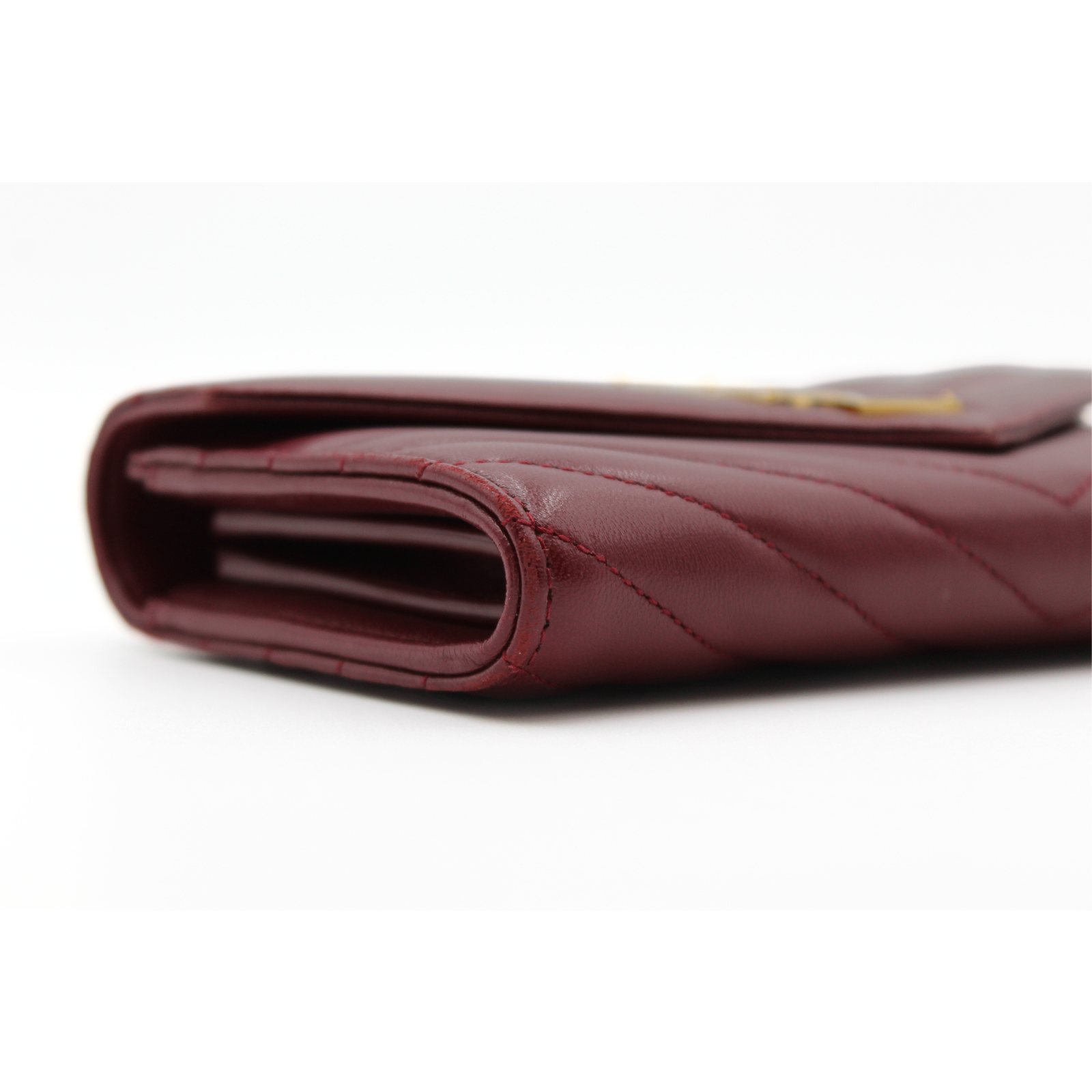 Cassandre Lamb Burgundy Wallet