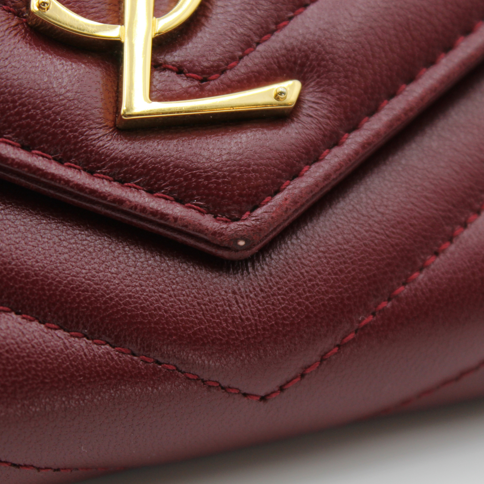 Cassandre Lamb Burgundy Wallet