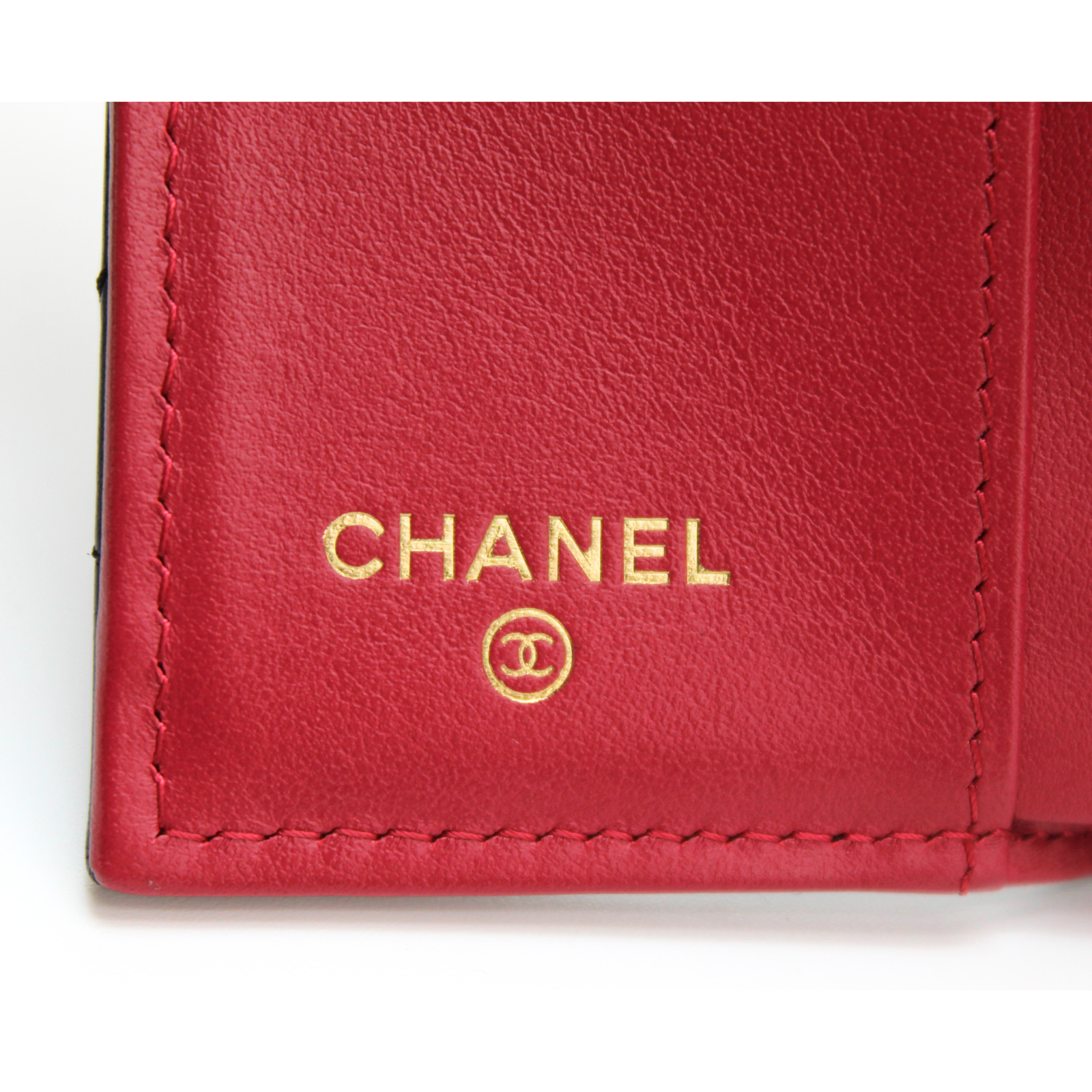 Chanel 19 Lamb Black Wallet