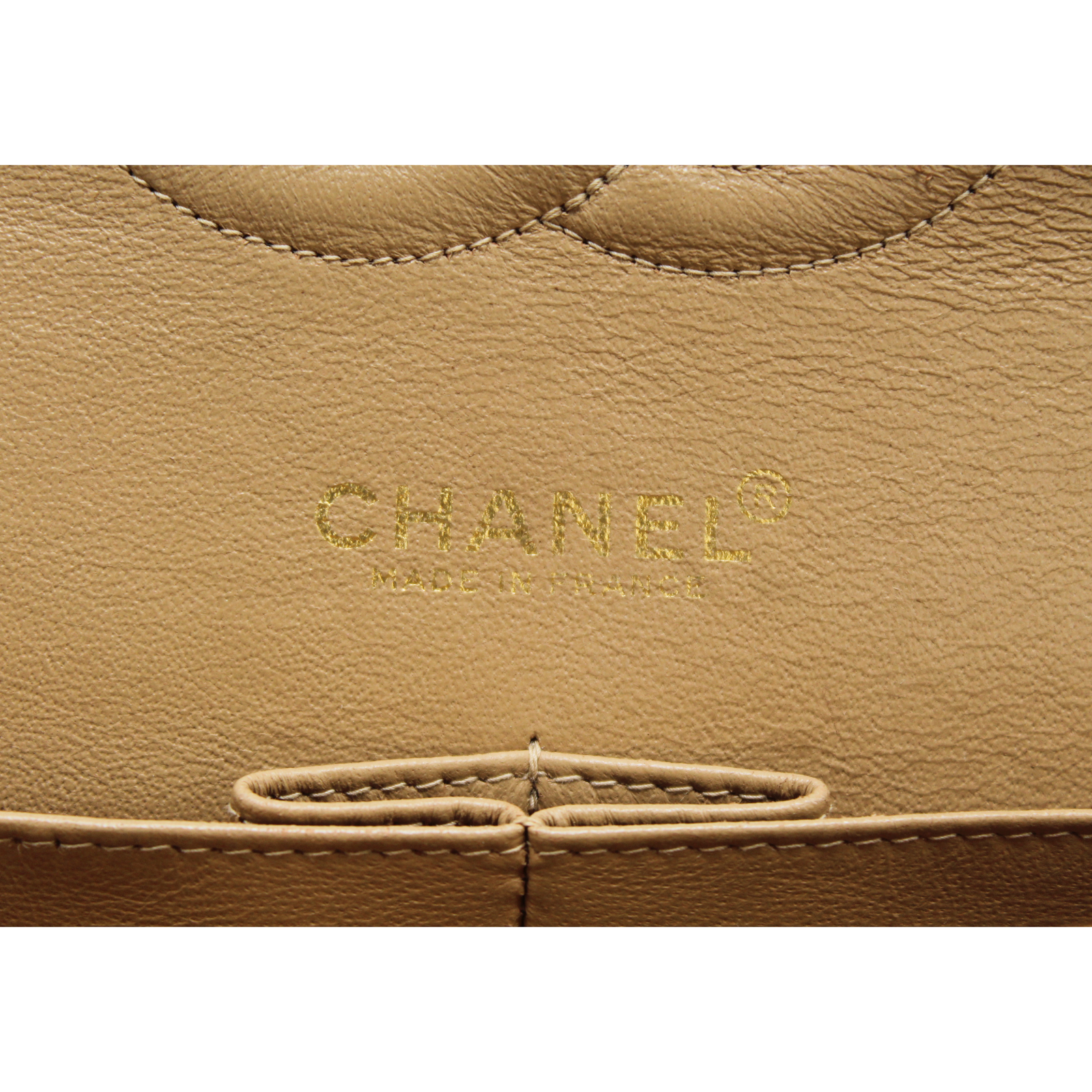 Classic Caviar Beige Shoulder Bag