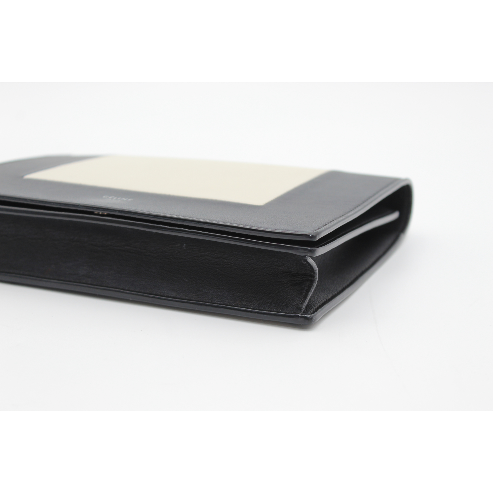Frame Evening Calf Wallet on Chain