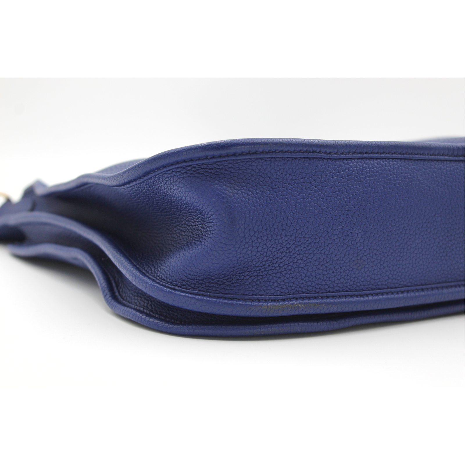 Evelyne 3 PM Taurillon Maurice Blue Encre Crossbody Bag