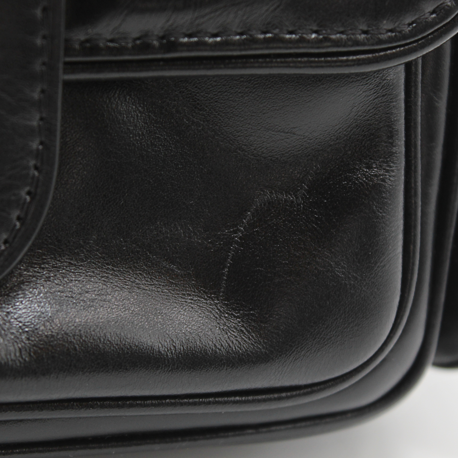Cargo Wearable Wallet Calf Black Wallet on Chain