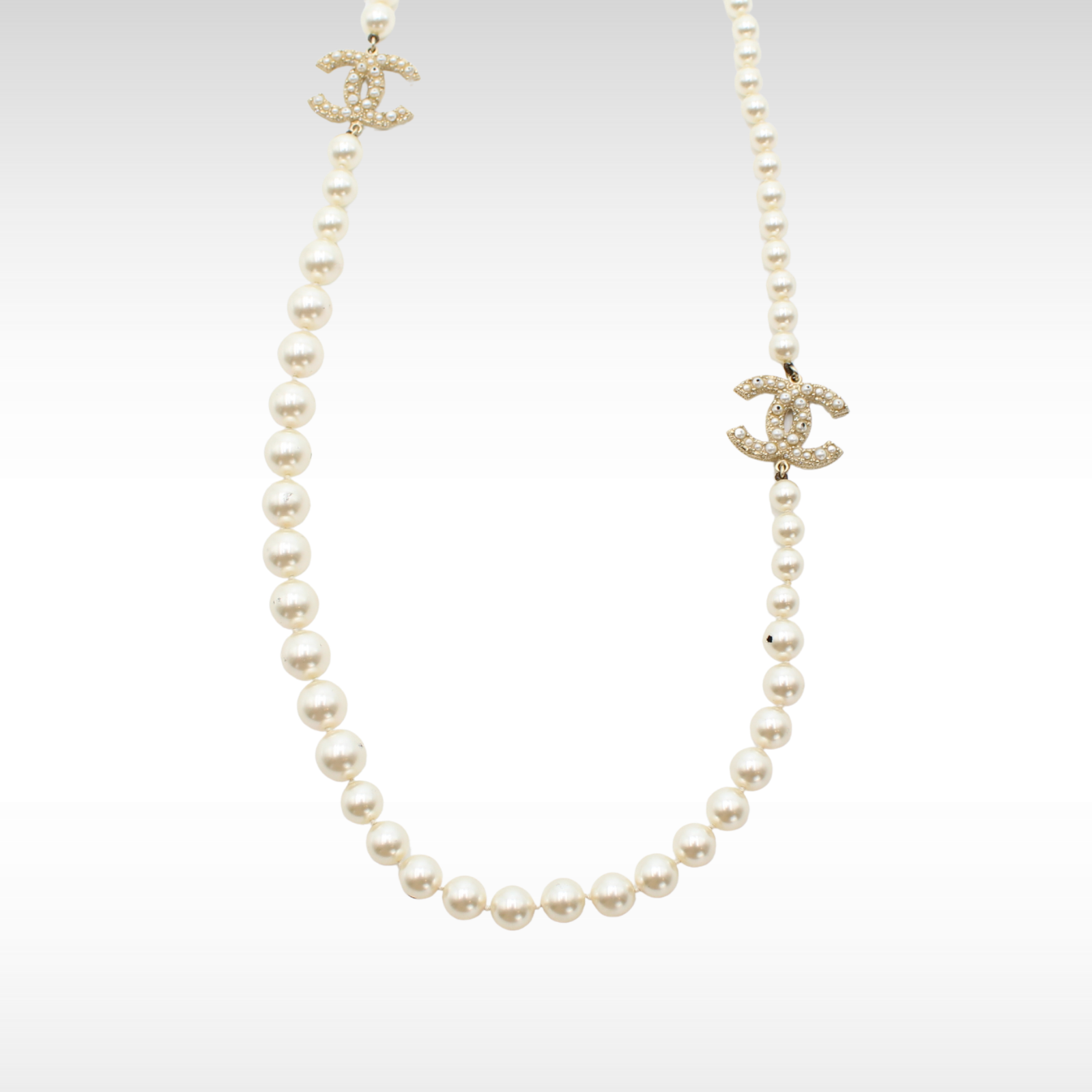 Metal White Necklace