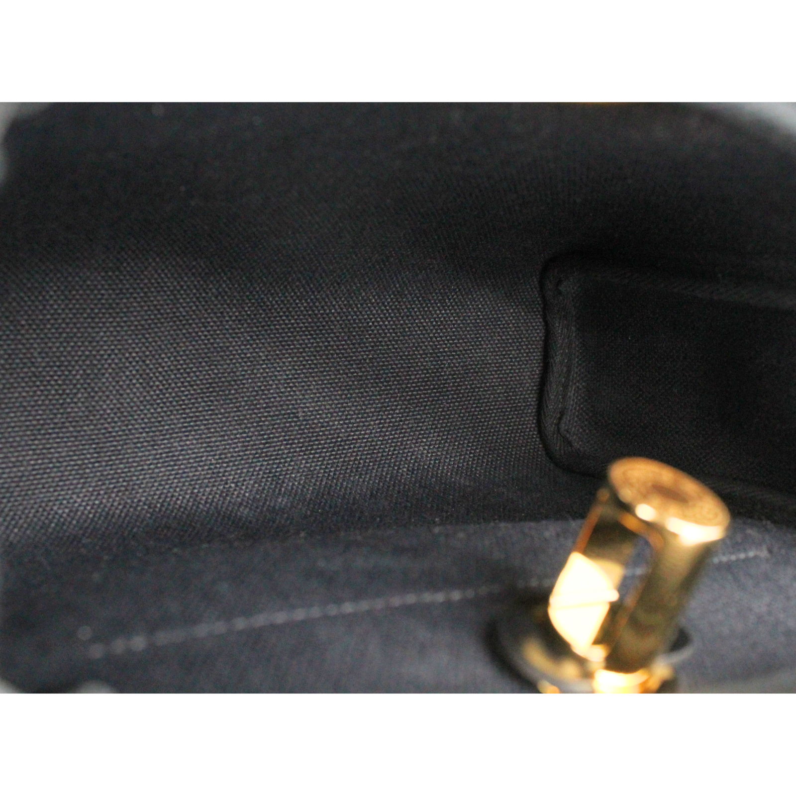 Herbag Zip 20 Toile Militaire Black Crossbody Bag