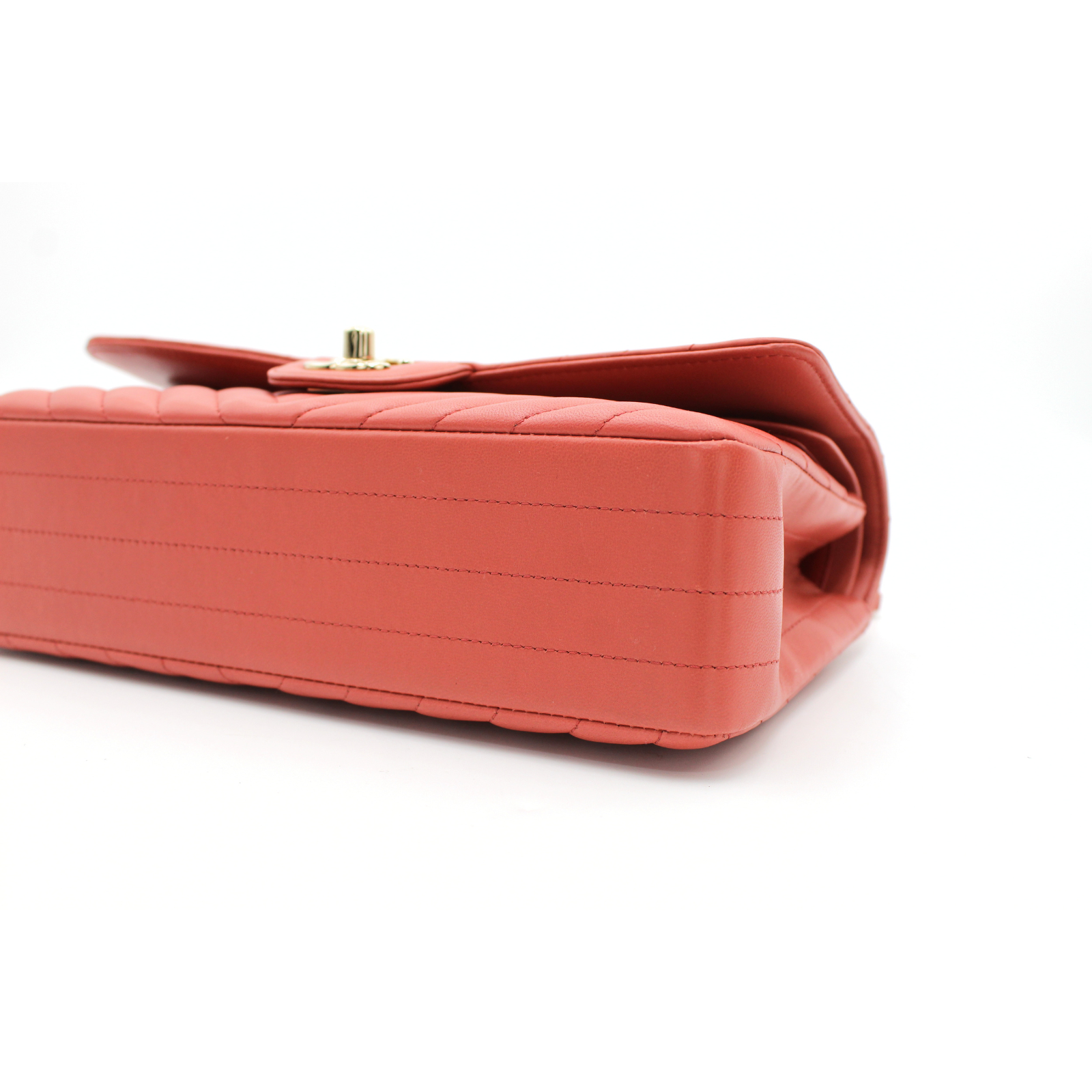 Classic Chevron Lamb Pink Shoulder Bag