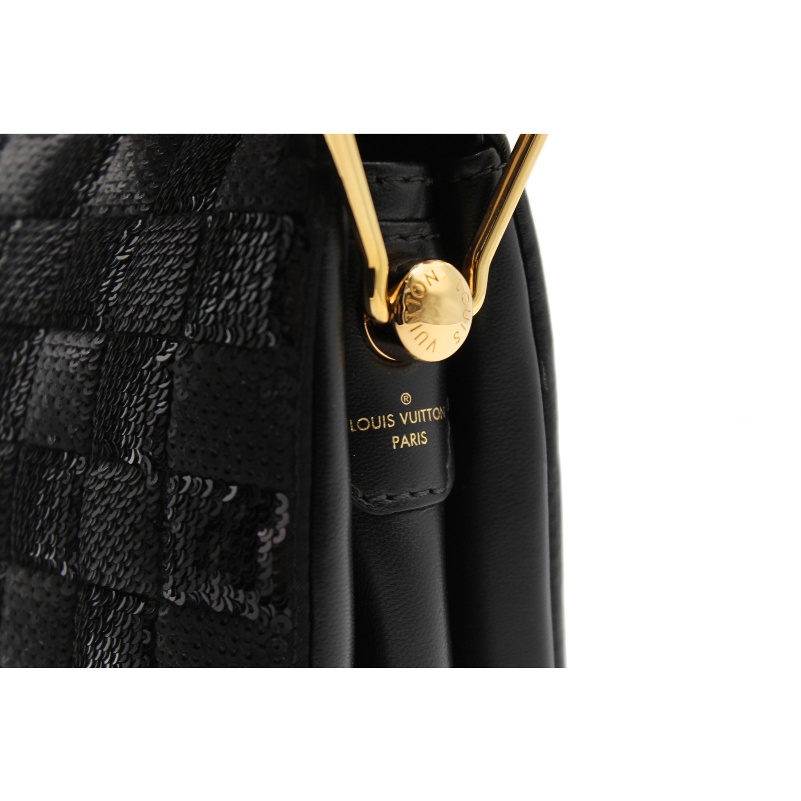 Coussin BB Shoulder Bag