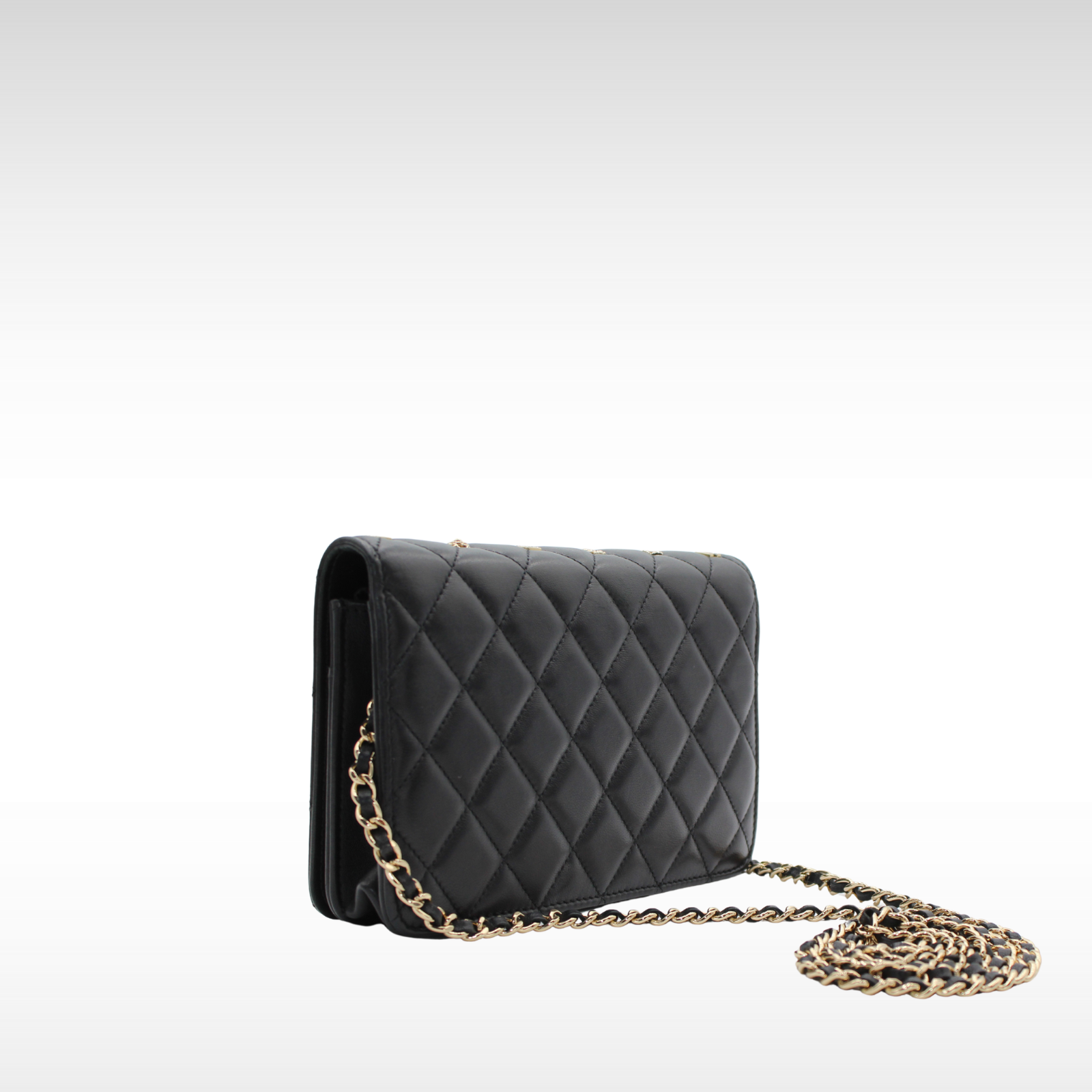 Matelasse Lamb Black Wallet on Chain
