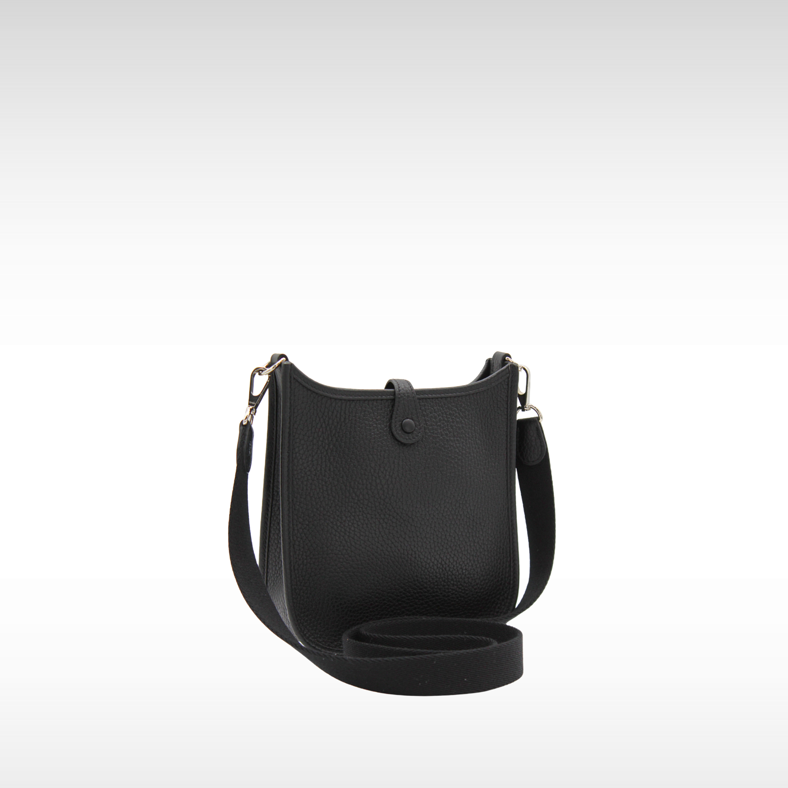 Evelyne Amazone 16 Taurillon Clemence Black Crossbody Bag