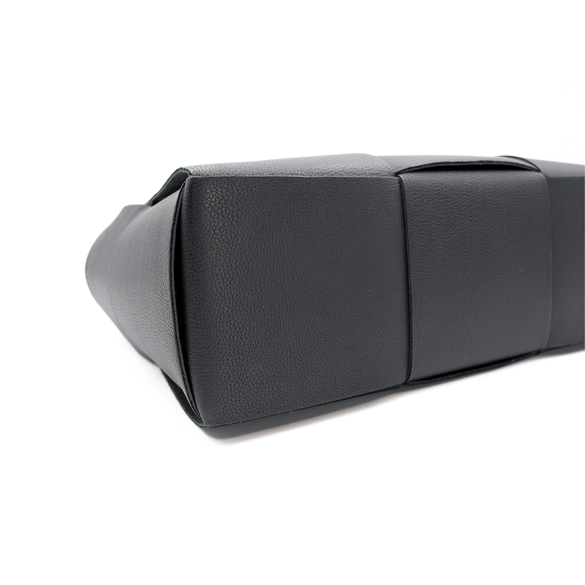 Arco Calf Tote Bag