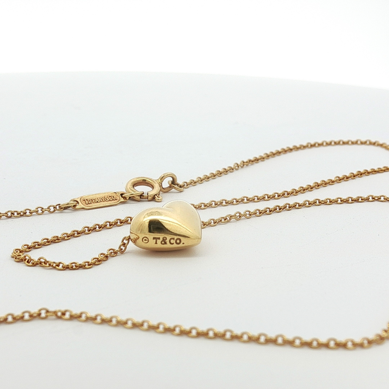 Pinched Heart Yellow Gold Necklace