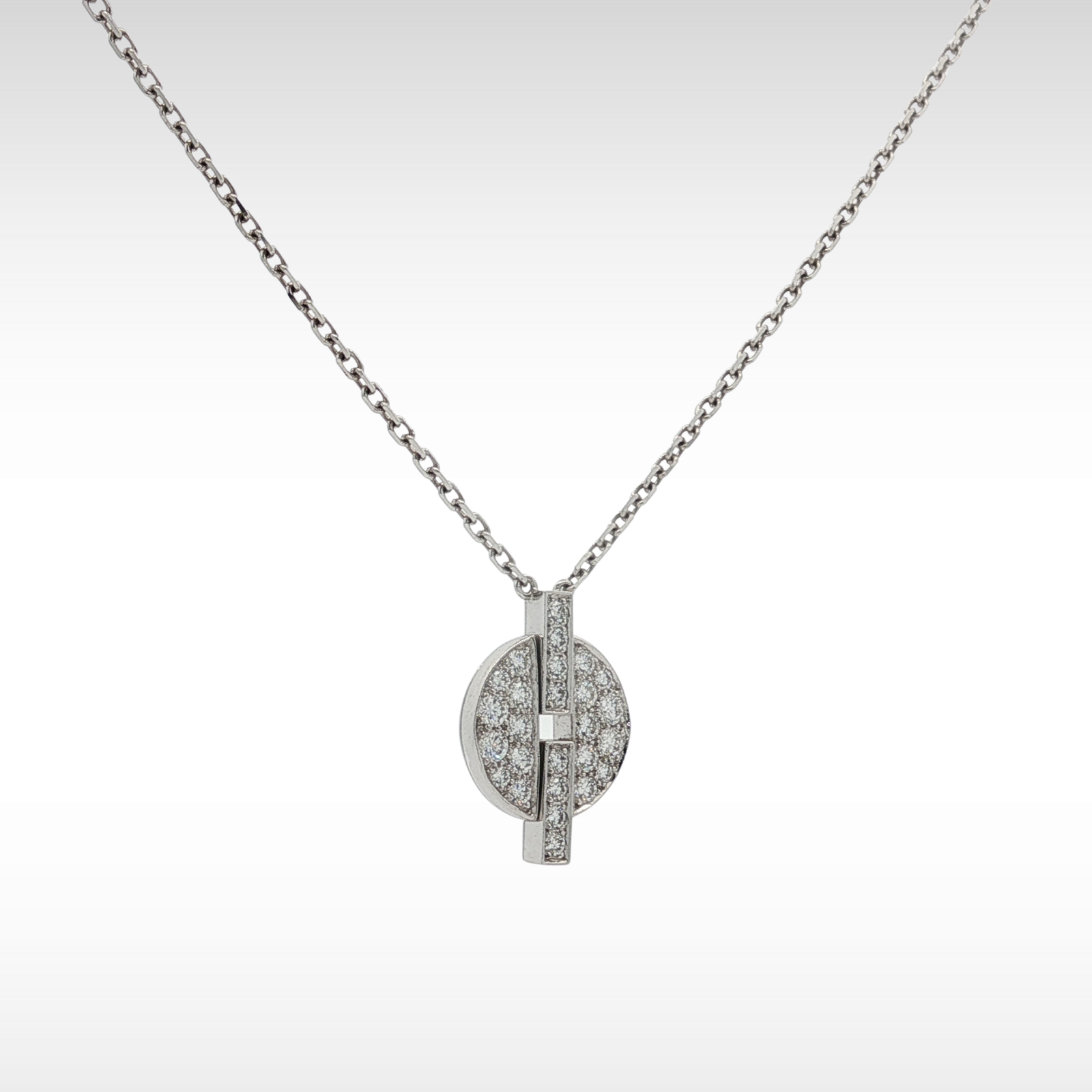 Imaria White Gold Necklace
