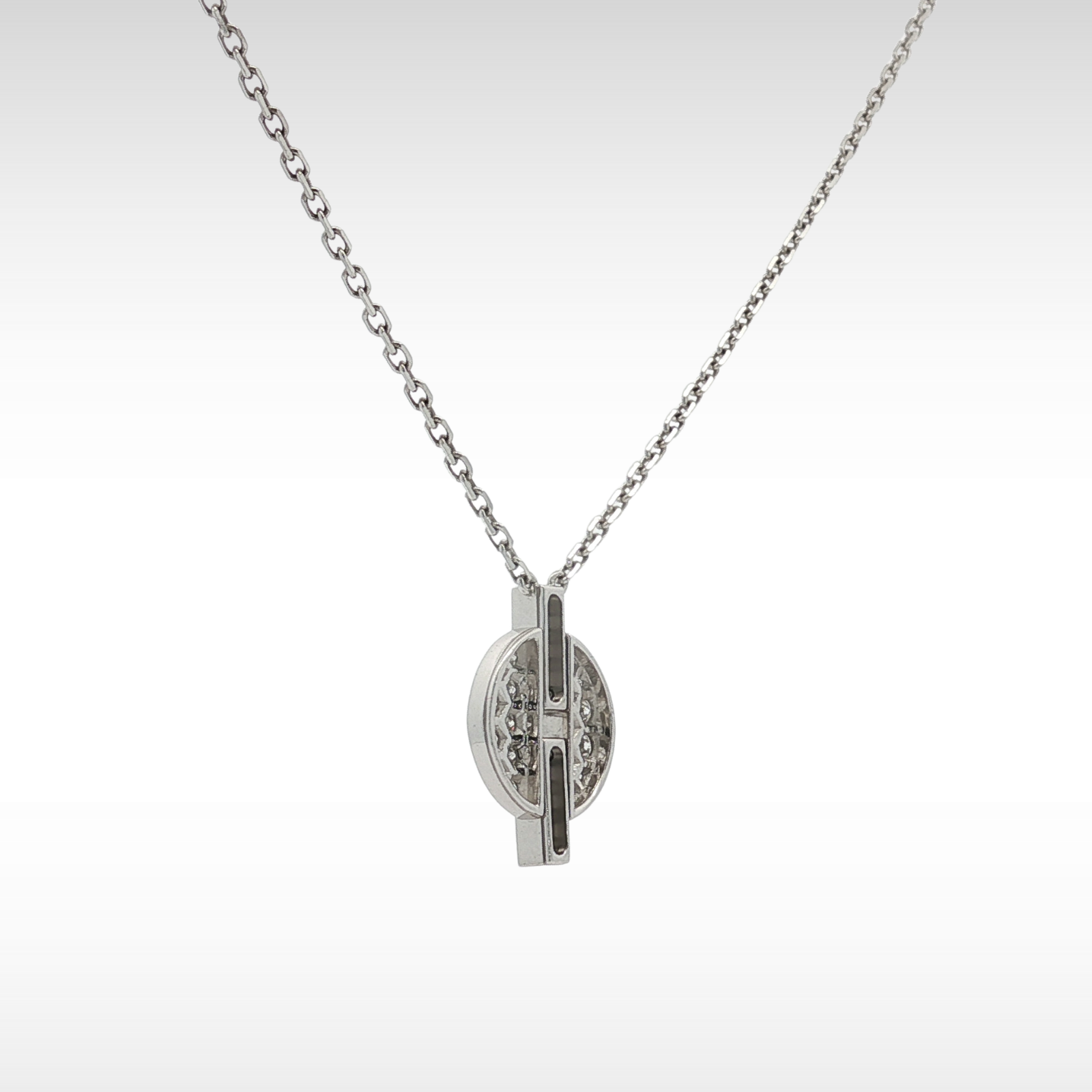 Imaria White Gold Necklace
