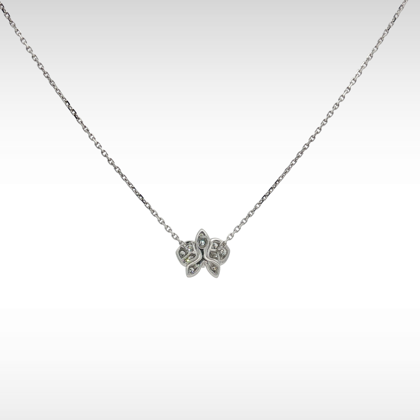 Caresse D'orchidées White Gold Necklace