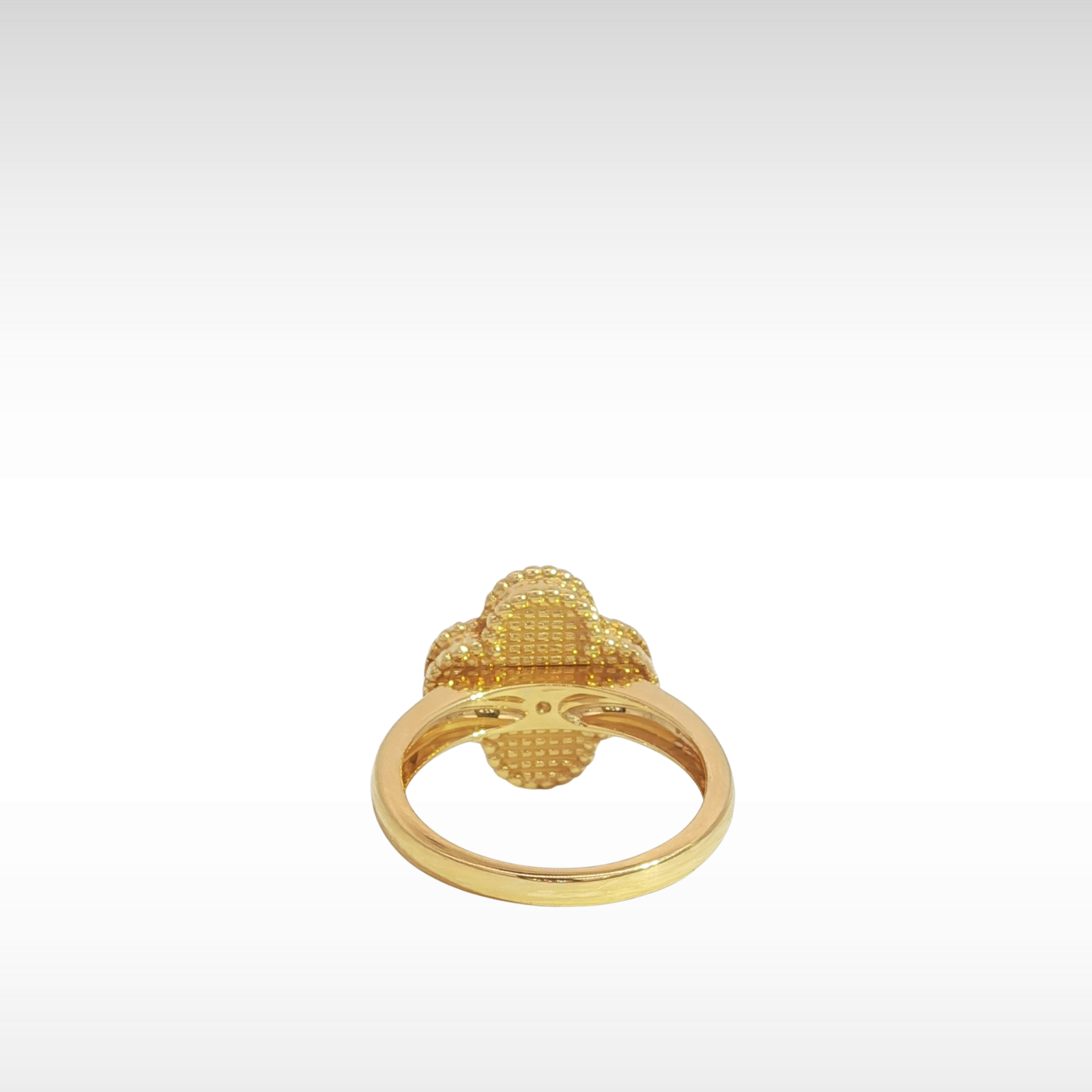Vintage Alhambra Carnelian Yellow Gold Ring 55 / 7.25