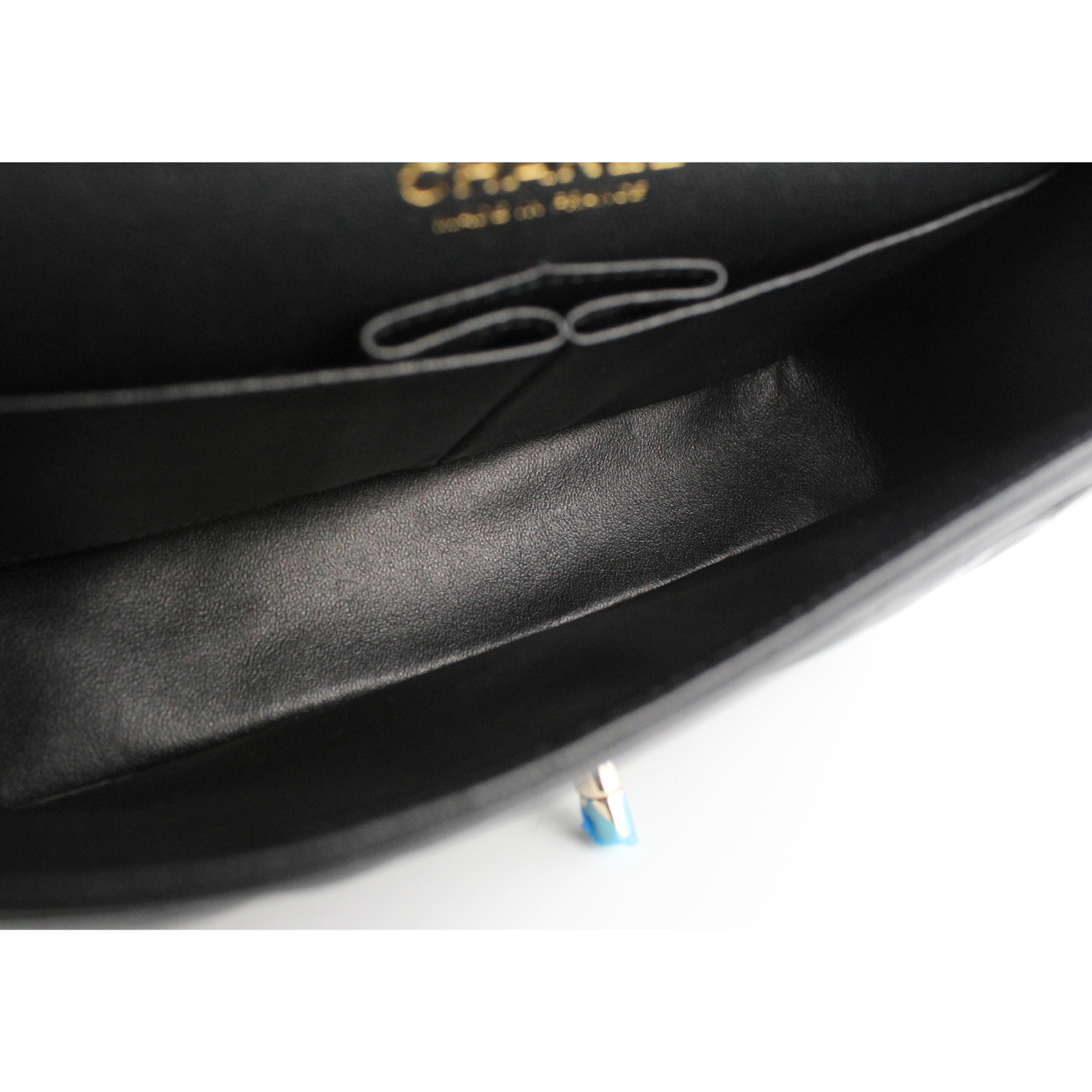 Classic Small Chevron Lamb Black Shoulder Bag