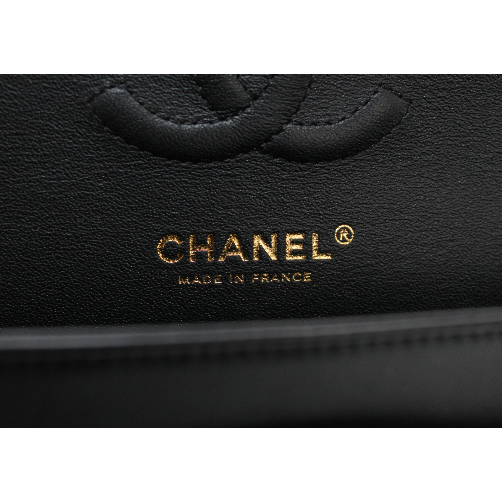 Classic Small Chevron Lamb Black Shoulder Bag
