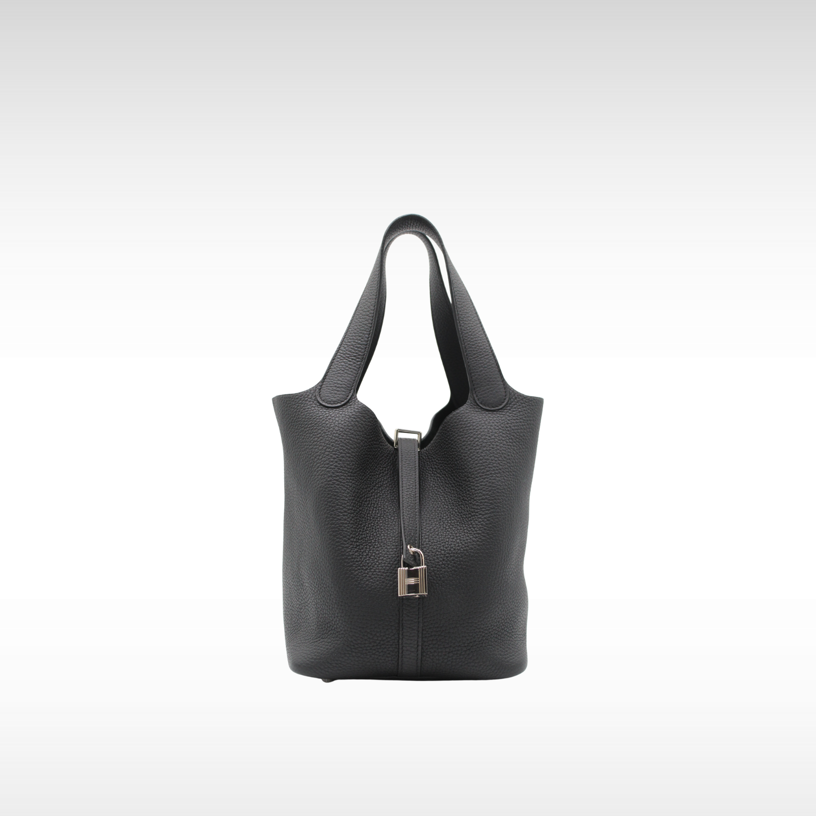Picotin Lock 22 Taurillon Clemence Black Handbag