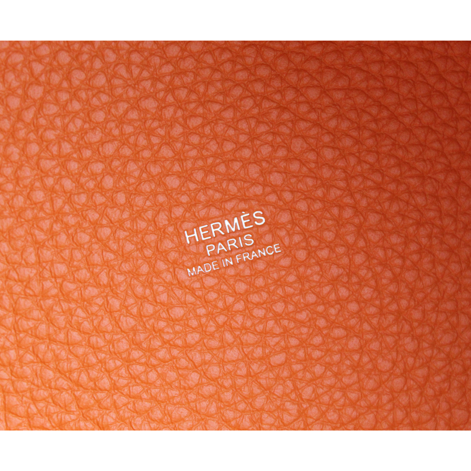 Picotin Lock 18 Taurillon Clemence Orange Handbag