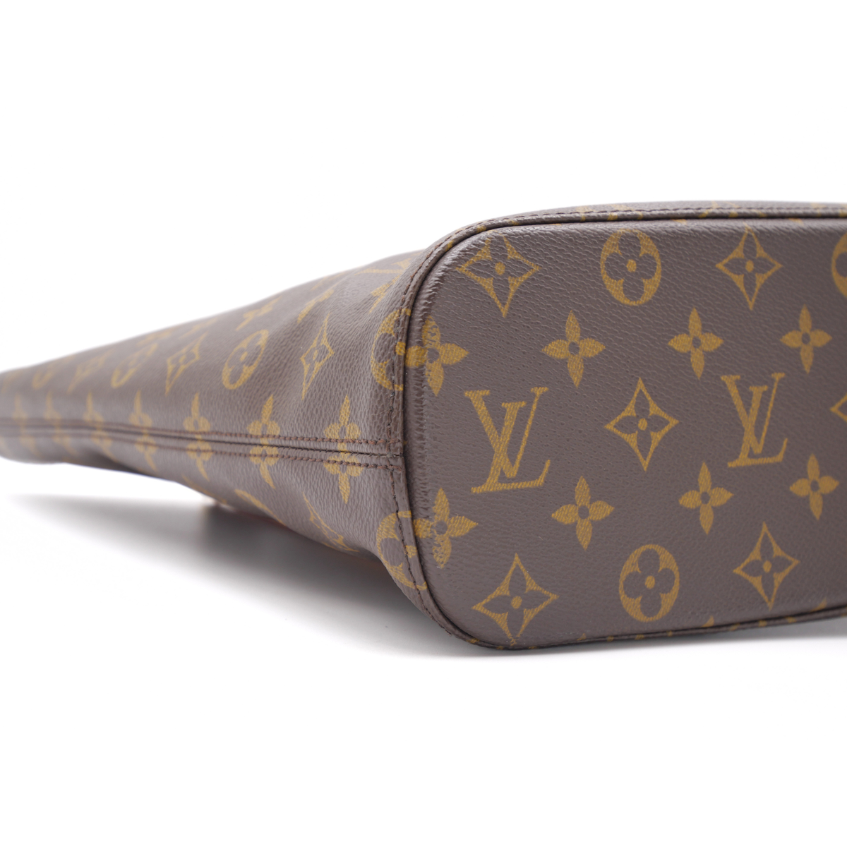 Vavin GM Monogram Tote Bag